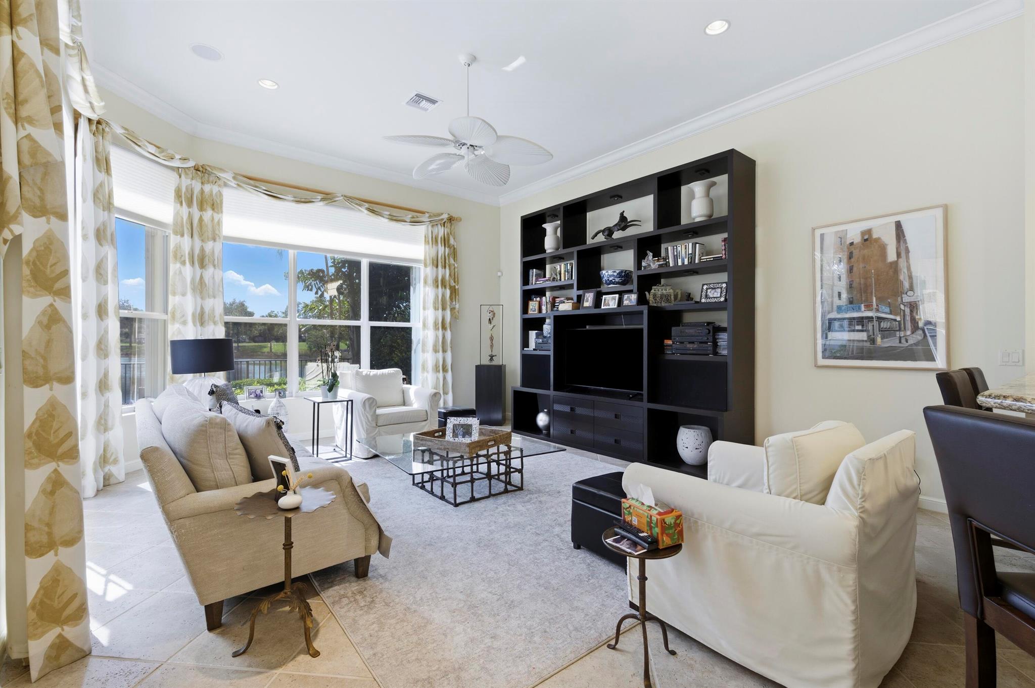 MIRASOL PARS H AND I - Residential