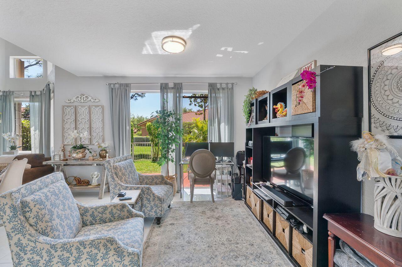 HERON BAY /THE FAIRWAYS - Residential