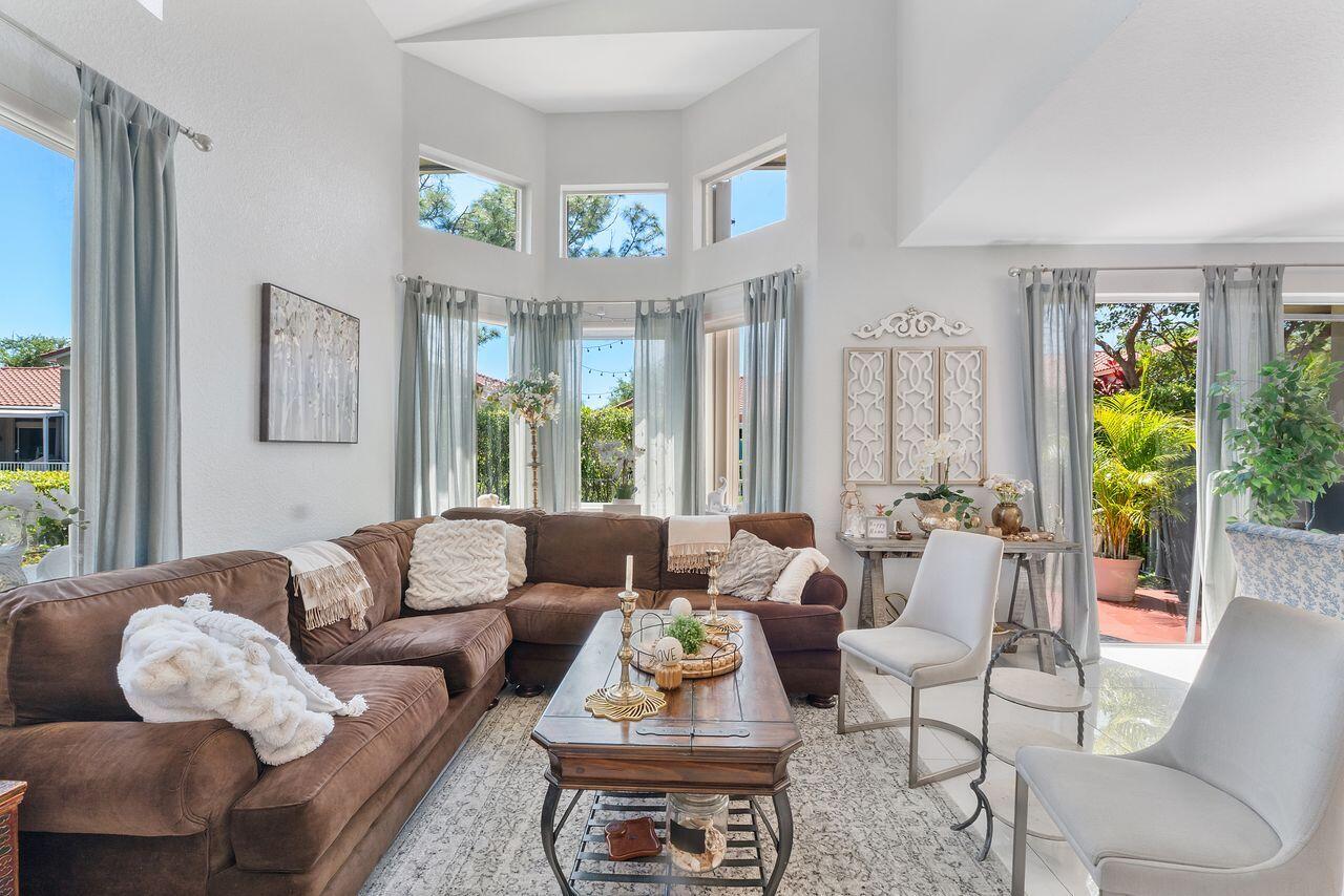 HERON BAY /THE FAIRWAYS - Residential