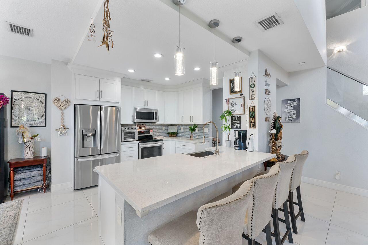 HERON BAY /THE FAIRWAYS - Residential