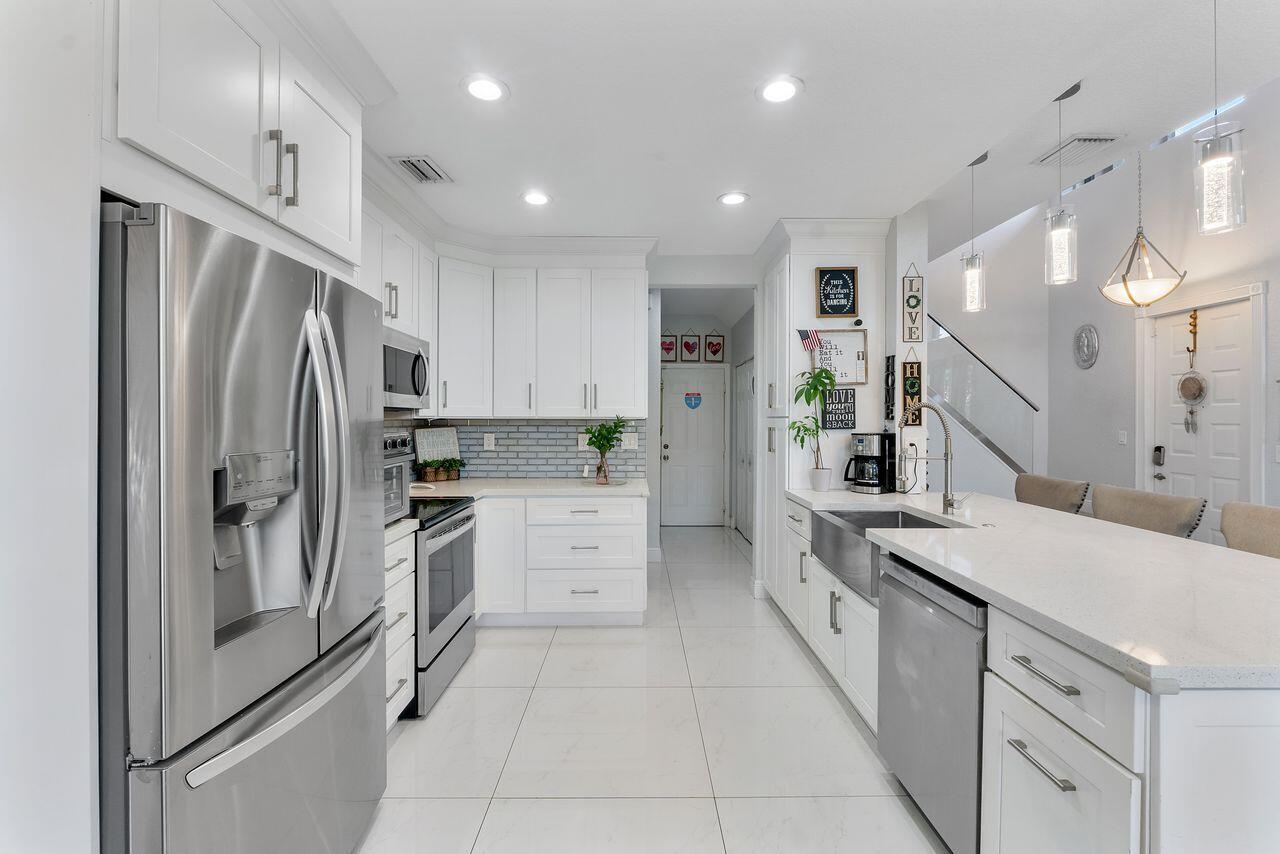 HERON BAY /THE FAIRWAYS - Residential