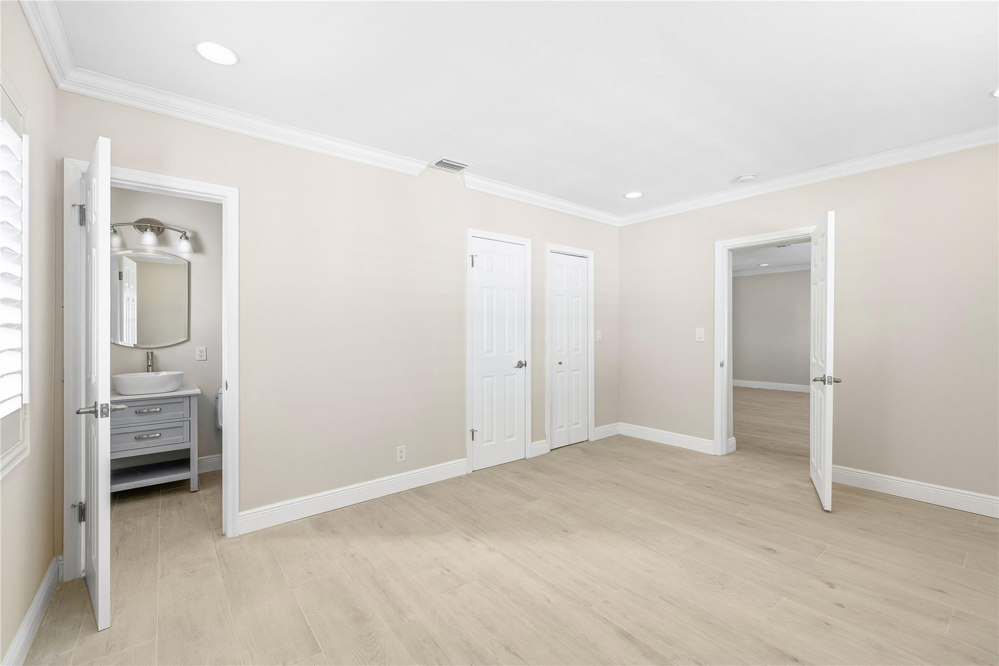 Lauder-Gate - Residential Income