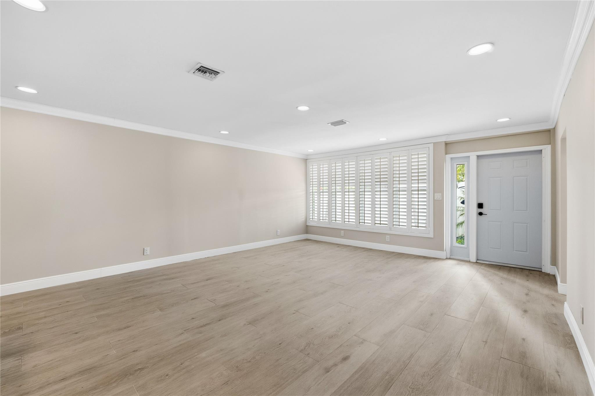 Lauder-Gate - Residential Income