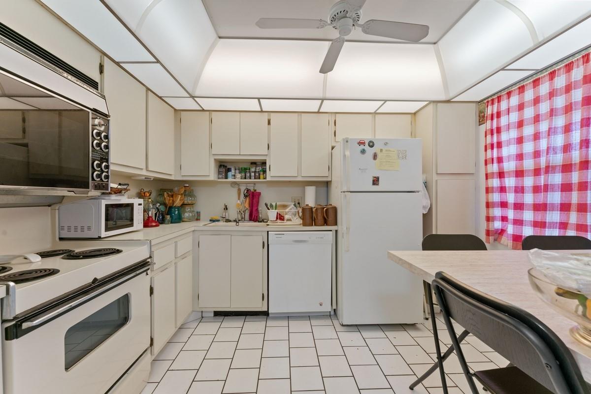 Bldg. # 52 - Residential