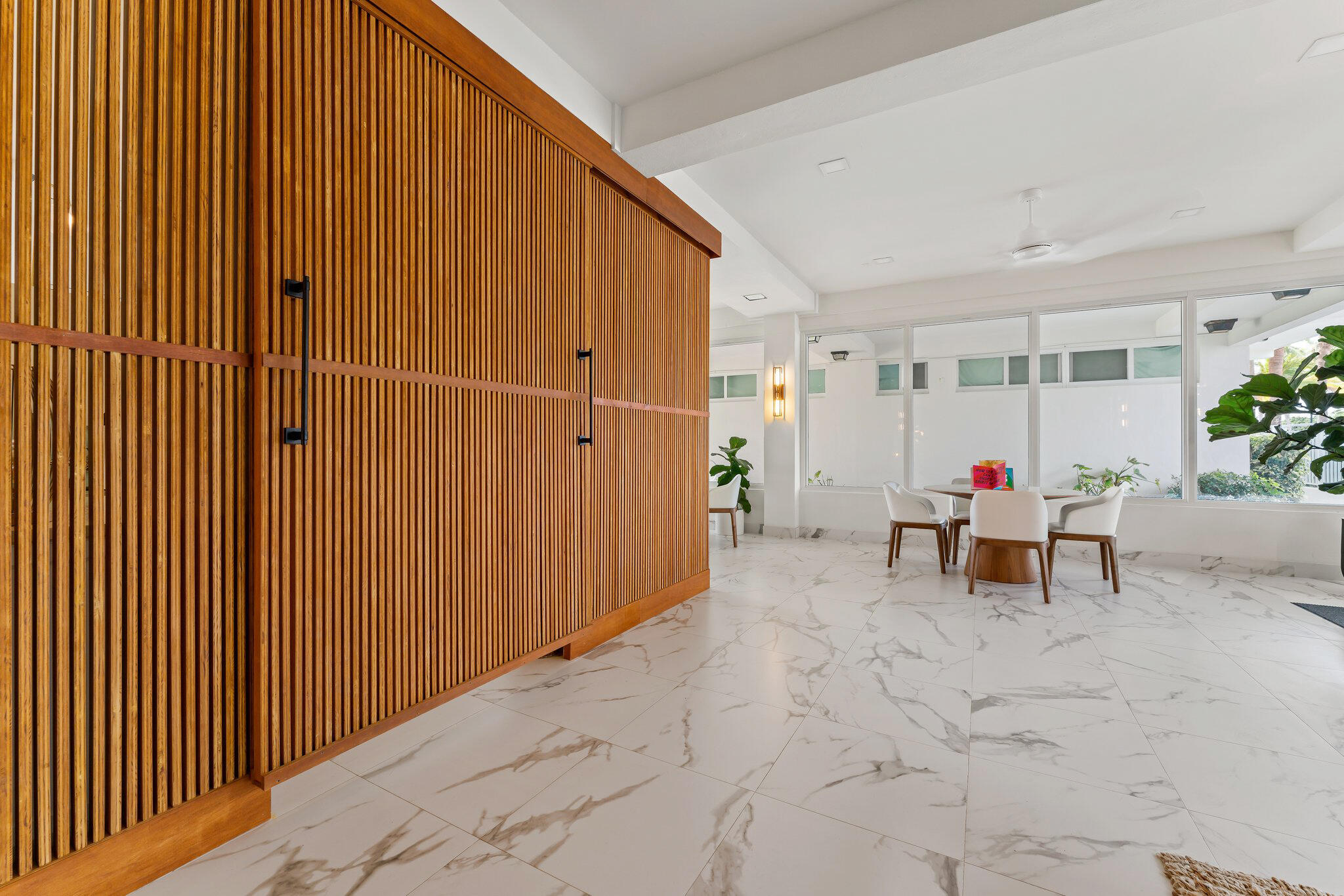 Palm Beach Shores Apartments - Residential