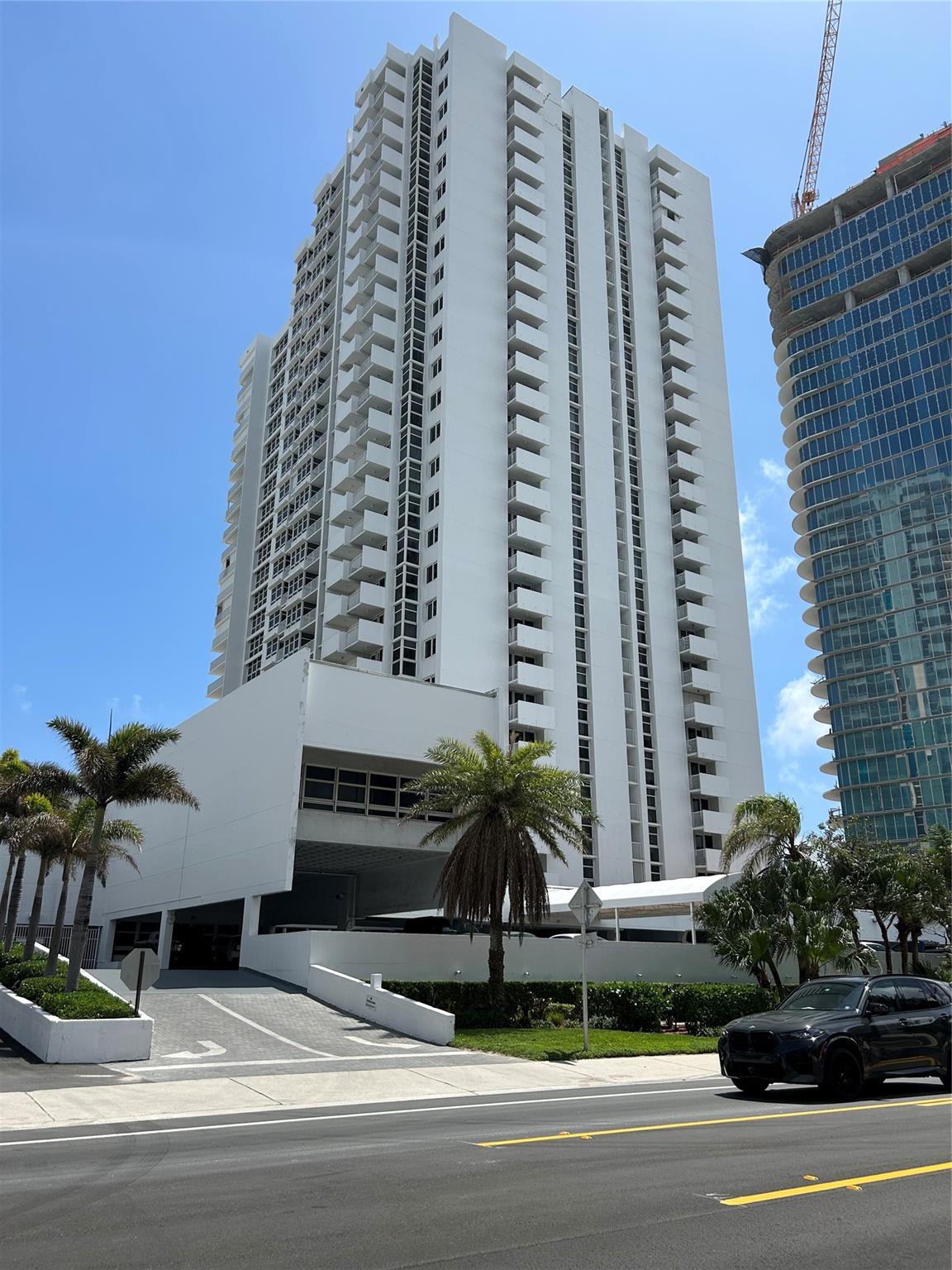 The Renaissance Of Pompan - Residential Lease