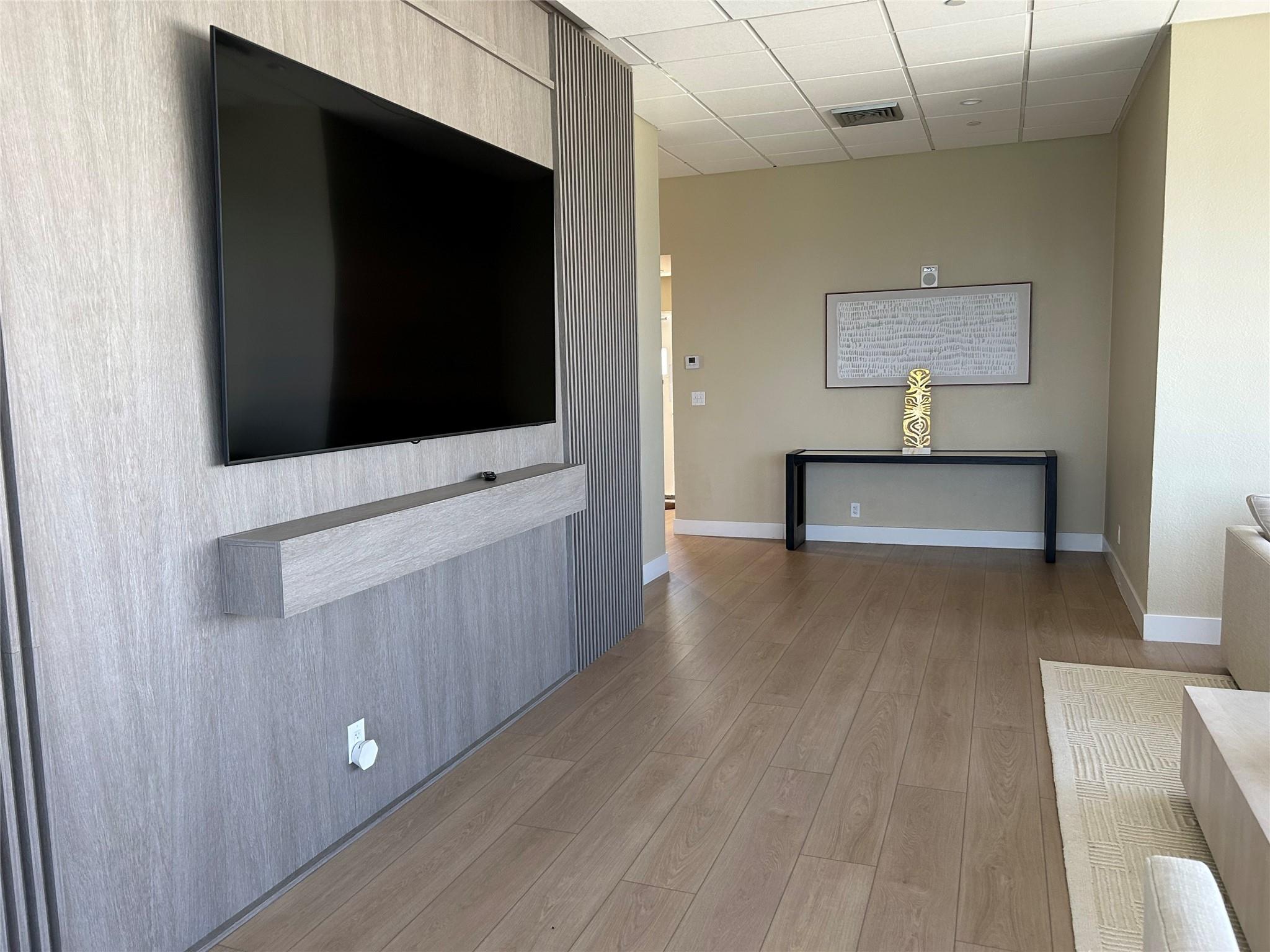 The Renaissance Of Pompan - Residential Lease