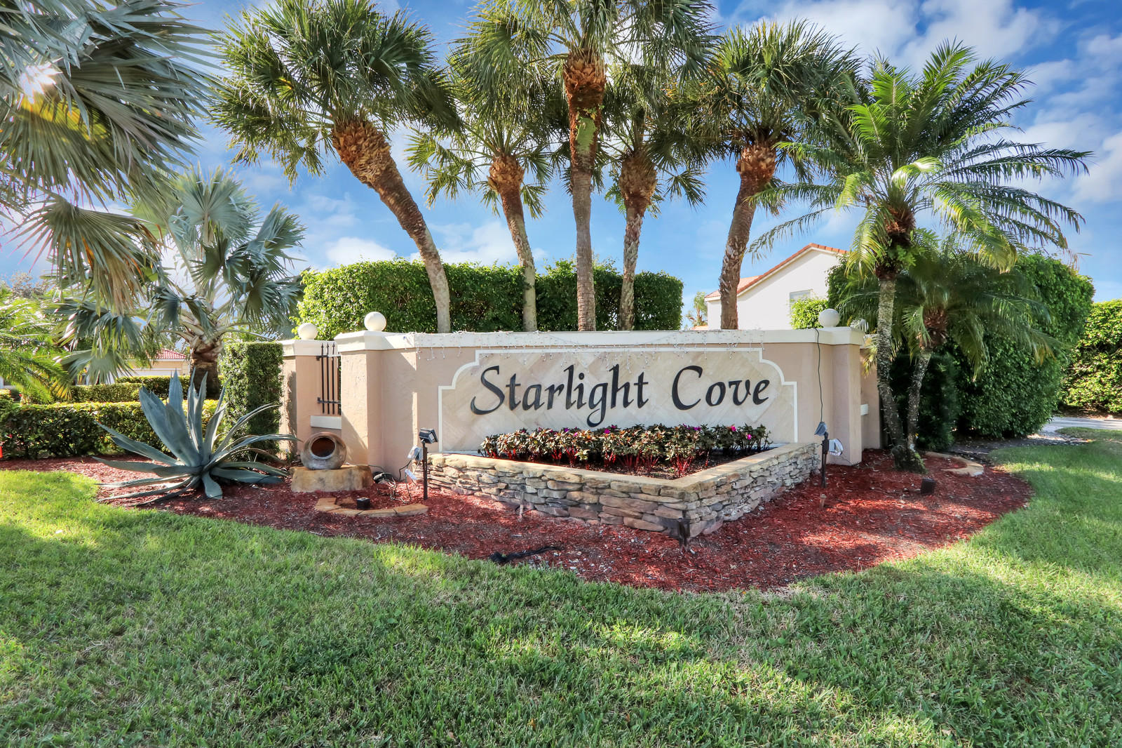 Pipers Glen / Starlight Cove - Residential