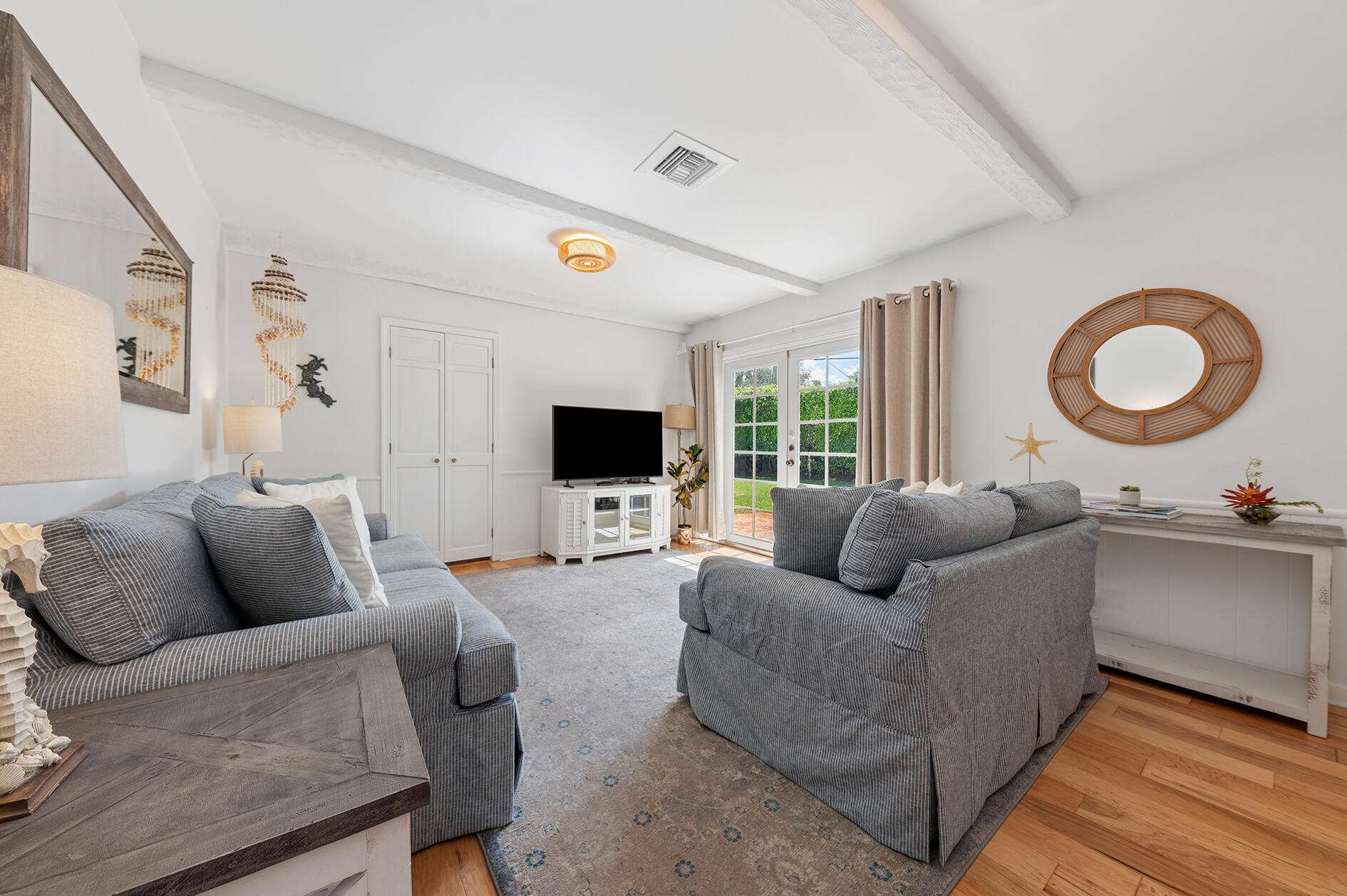 LAKE SHORE ESTATES - Residential