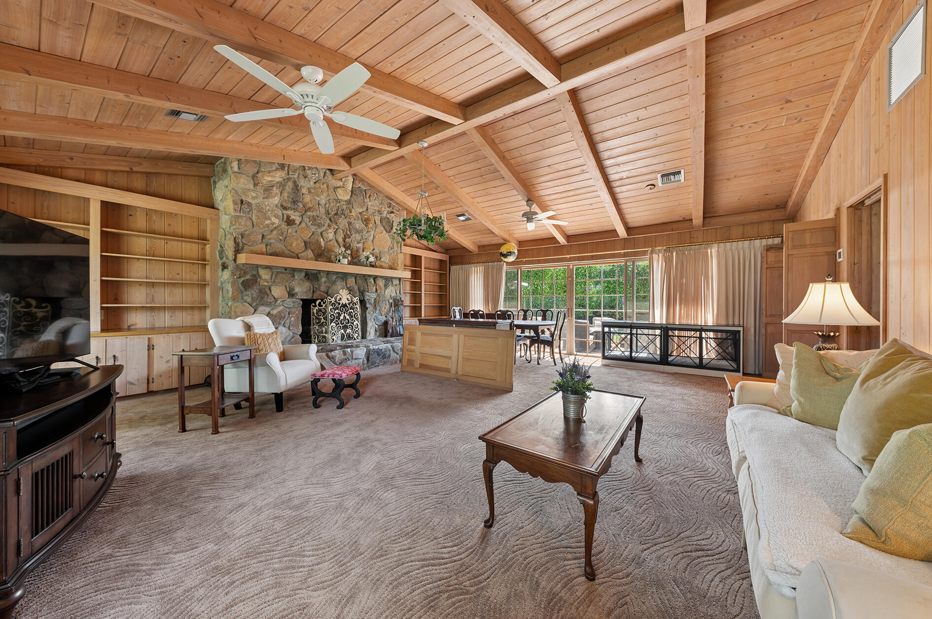 LAKE SHORE ESTATES - Residential