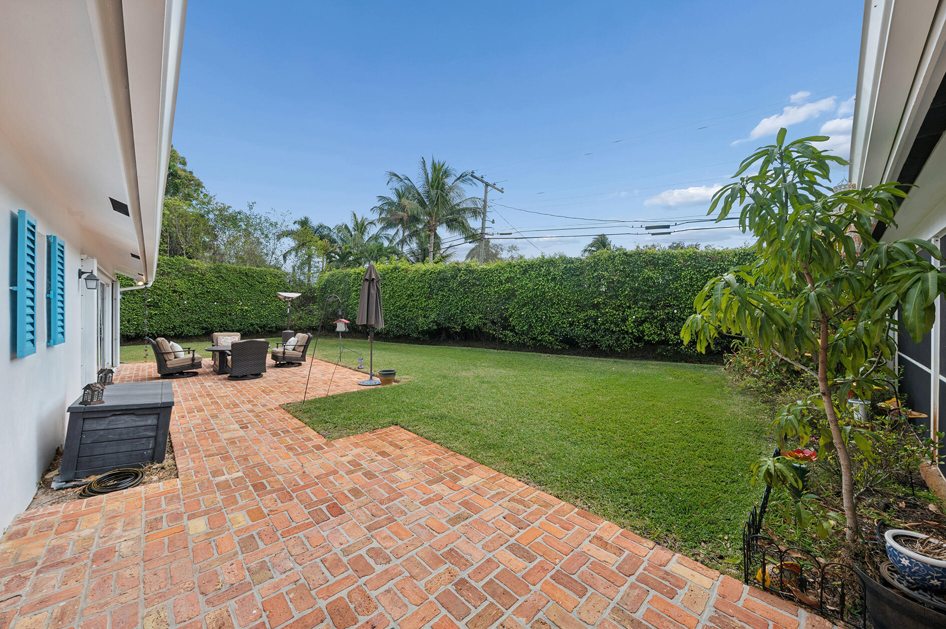 LAKE SHORE ESTATES - Residential