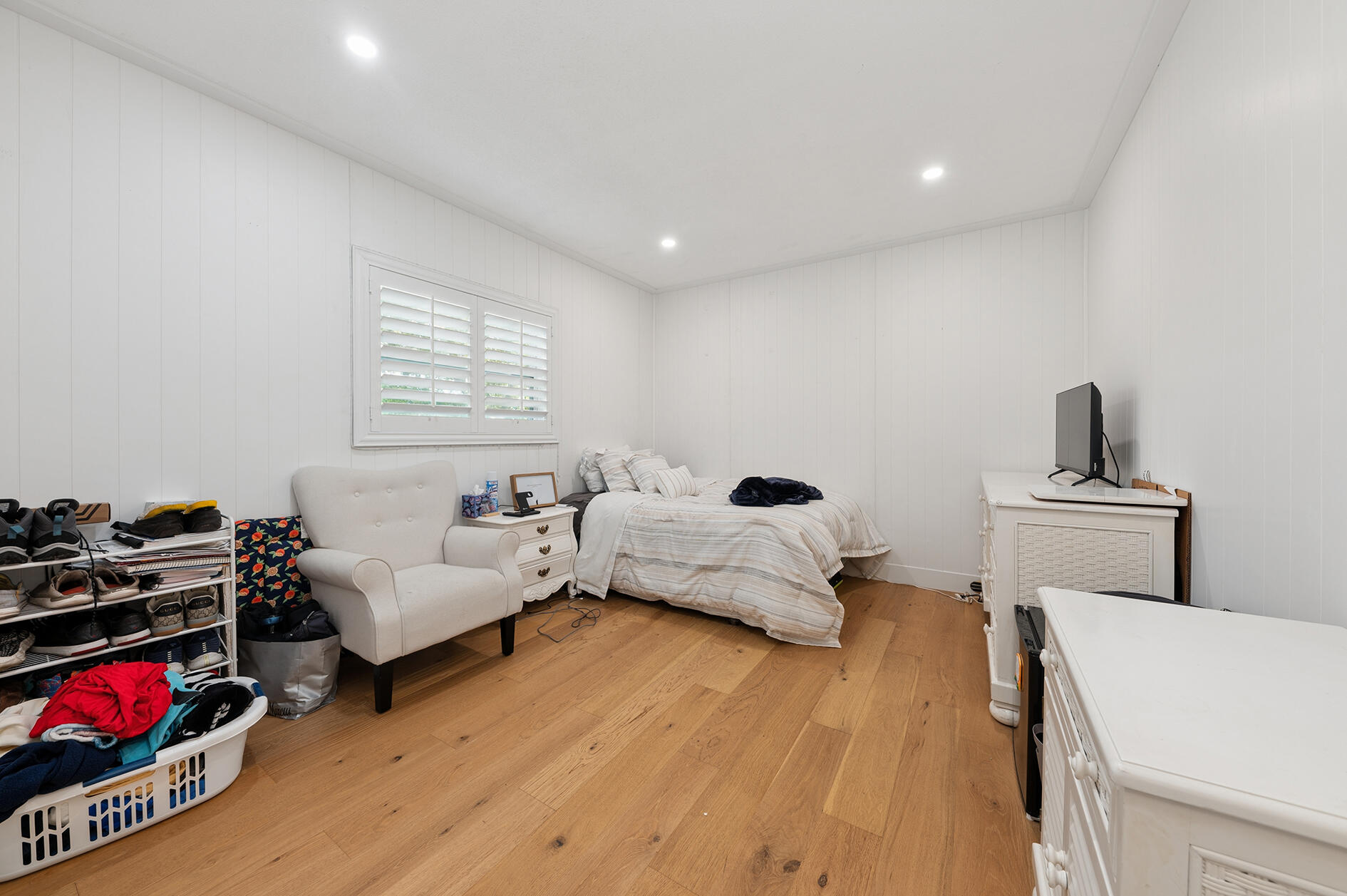 LAKE SHORE ESTATES - Residential