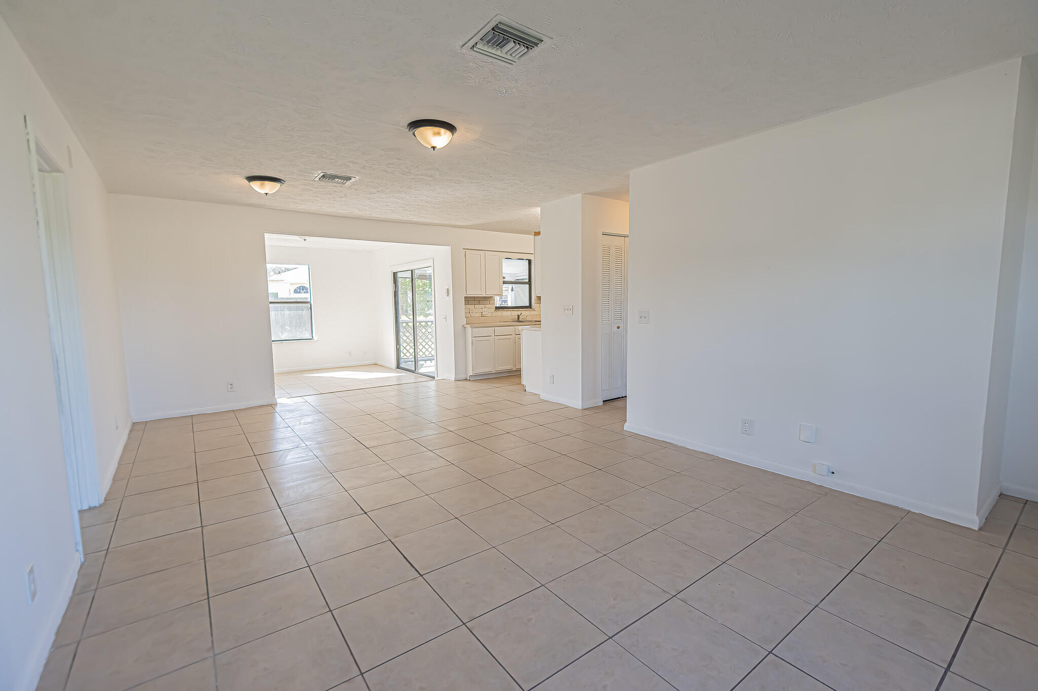 PORT ST LUCIE SECTION 15 - Residential