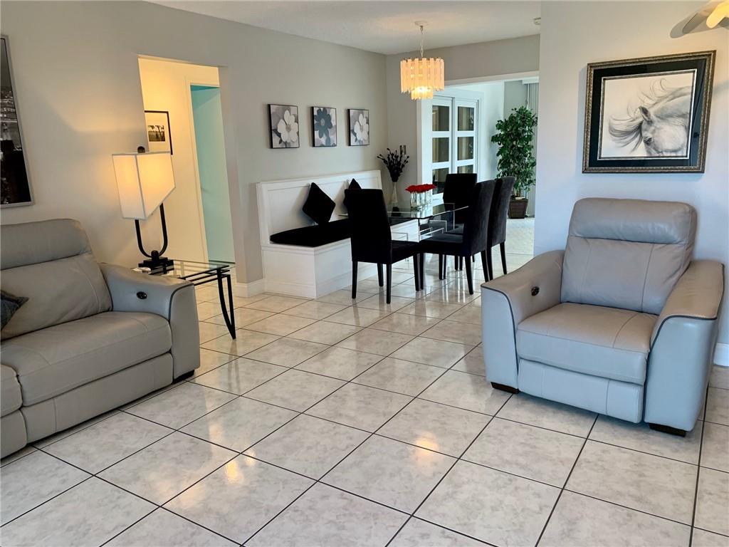 Mainlands Of Tamarac Lake - Residential