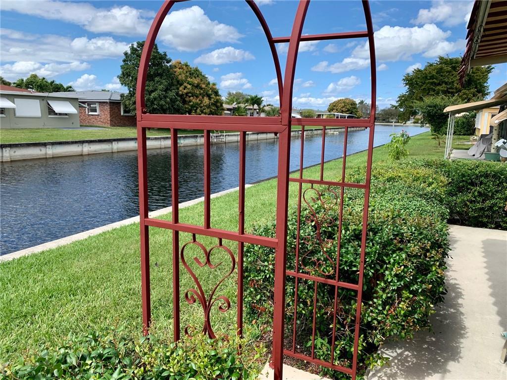 Mainlands Of Tamarac Lake - Residential