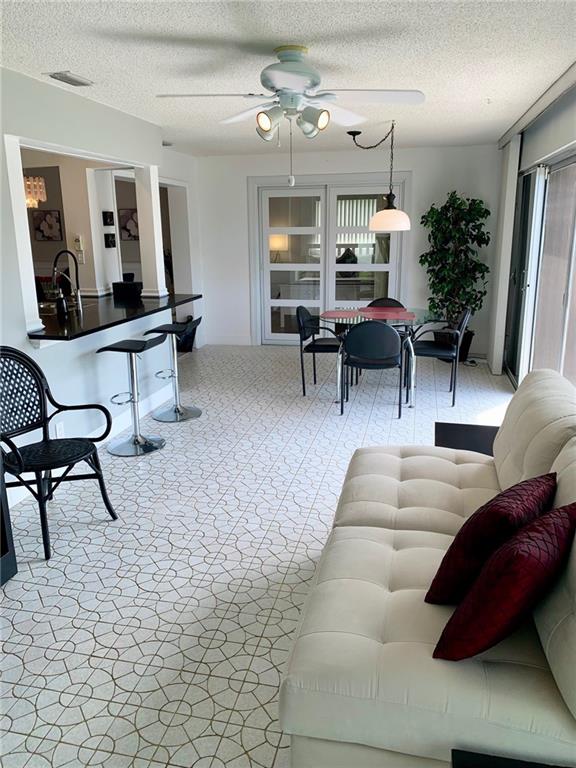 Mainlands Of Tamarac Lake - Residential