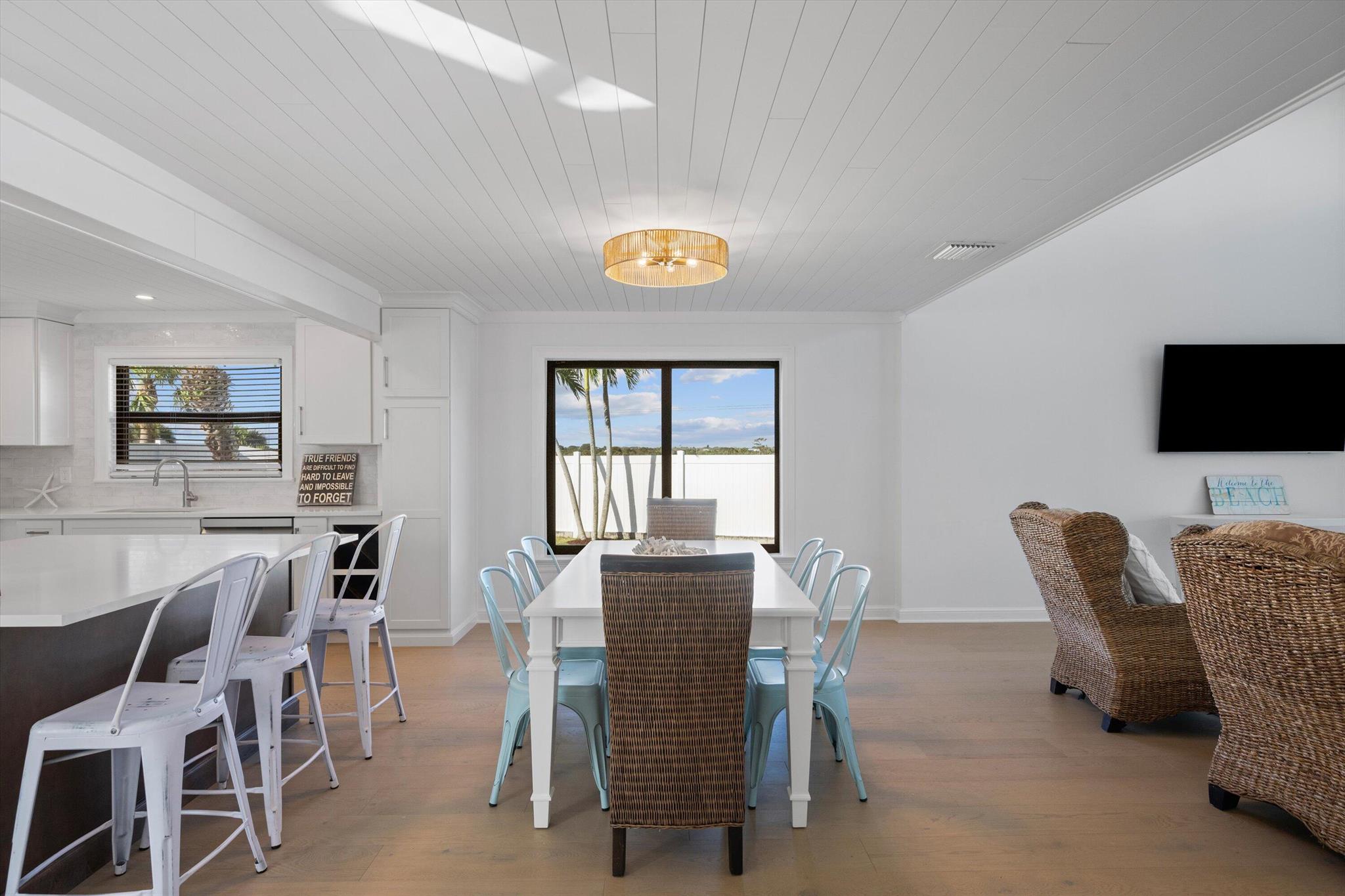 JUNO BEACH 1ST ADD - Residential