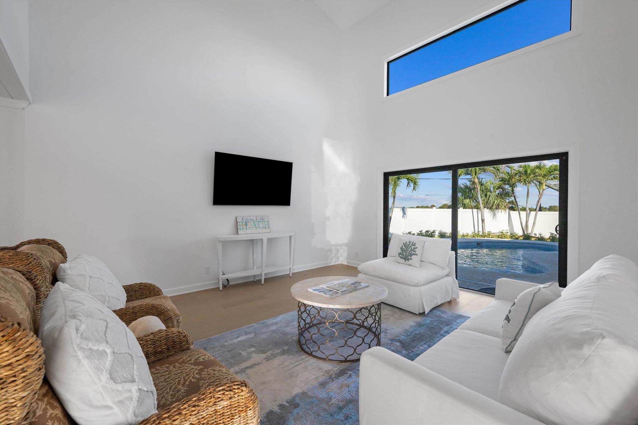 JUNO BEACH 1ST ADD - Residential