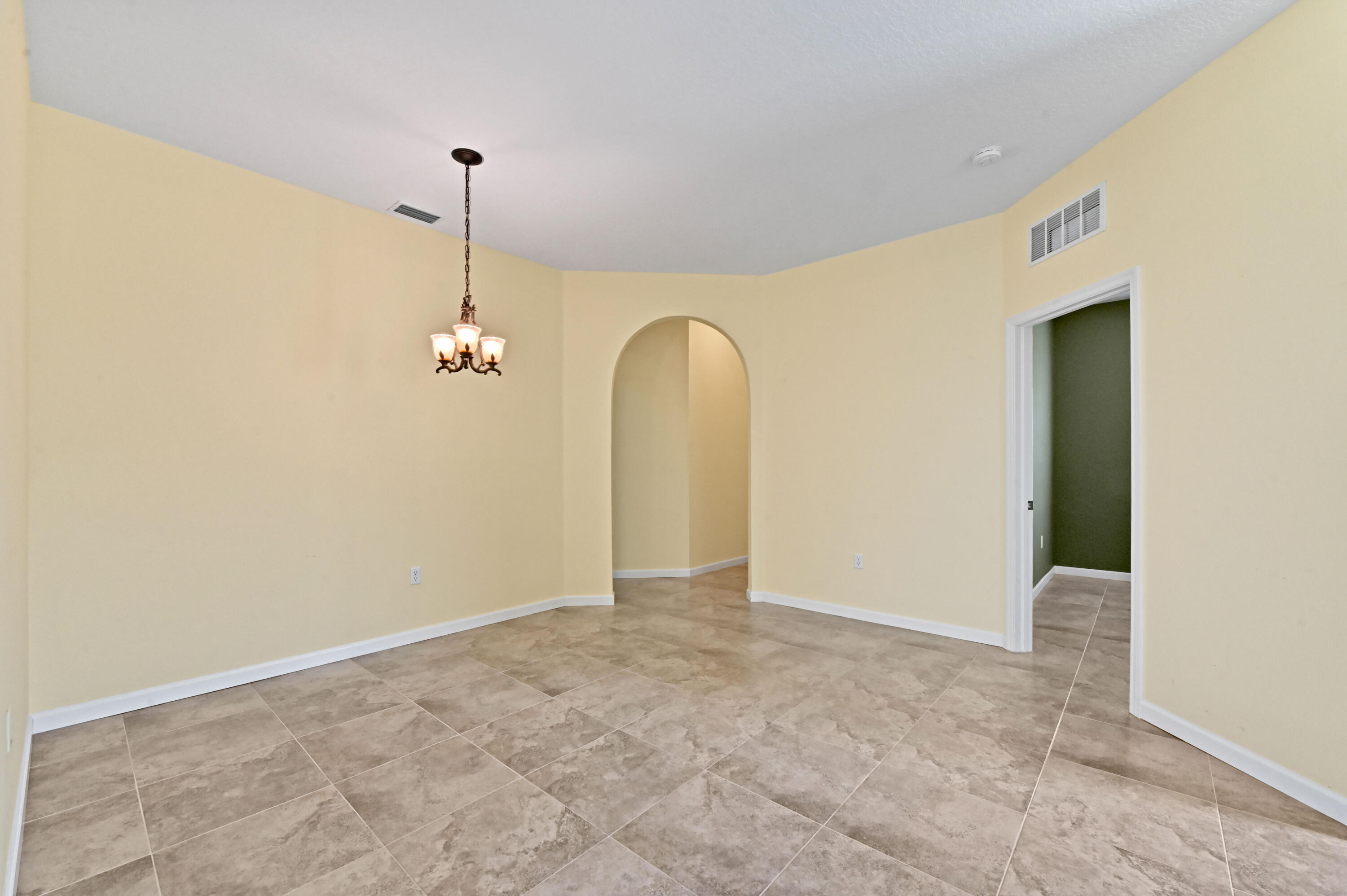 LAKEFOREST AT ST LUCIE WEST - Residential