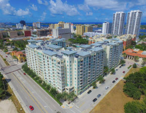 Live, work and play close to all that downtown West Palm has to offer. Just steps from Clematis, the Waterfront and CityPlace; City Palms offers resort style living. This gorgeous 2 BR 2 BA features ceramic tile flooring, berber carpet, Italian style cabinetry and stainless steel appliances.
