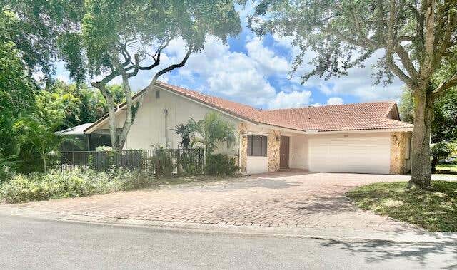 Photo of 501 NW 107th Terrace, Coral Springs, FL 33071 (MLS # B26035920)
