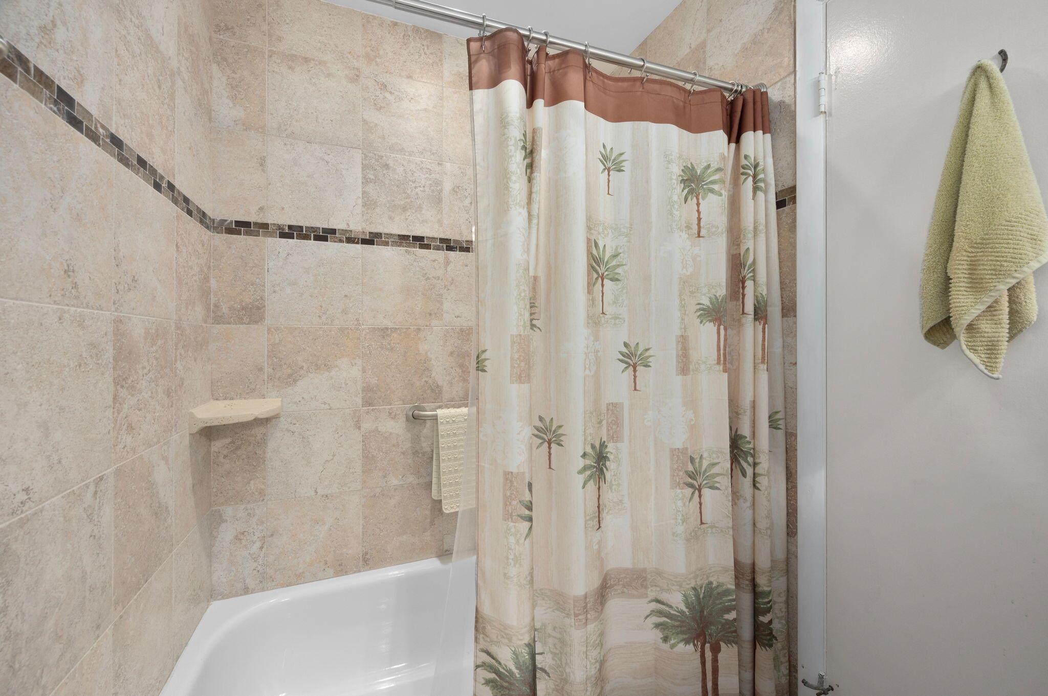 Fort Pierce, Florida 34982, United States, 2 Bedrooms Bedrooms, ,2 BathroomsBathrooms,Residential,Pending,209591