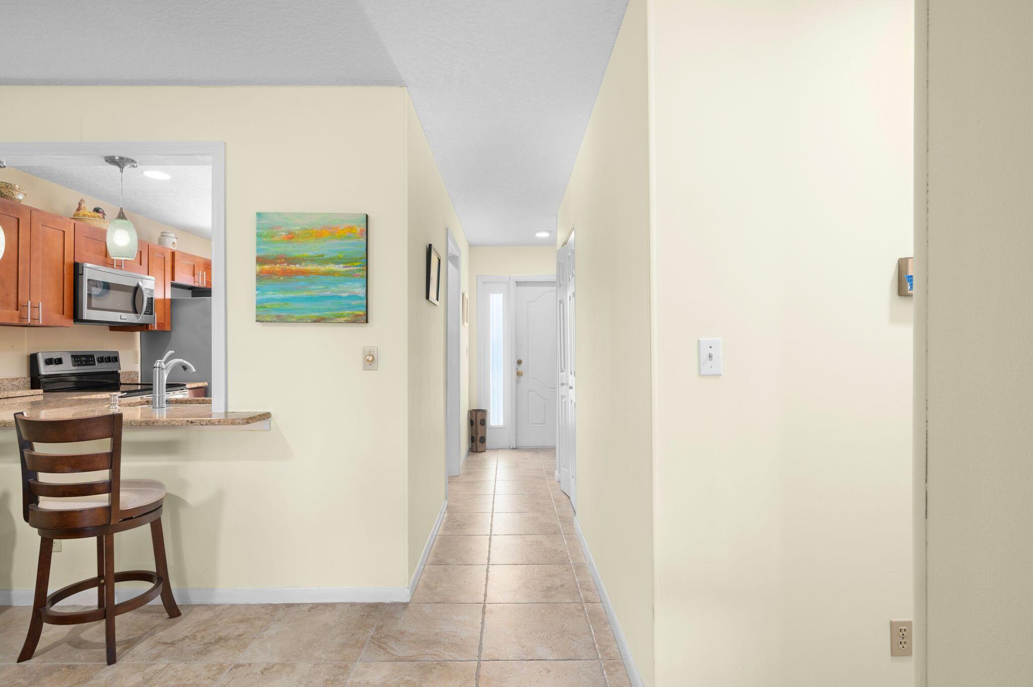 Fort Pierce, Florida 34982, United States, 2 Bedrooms Bedrooms, ,2 BathroomsBathrooms,Residential,Pending,209591