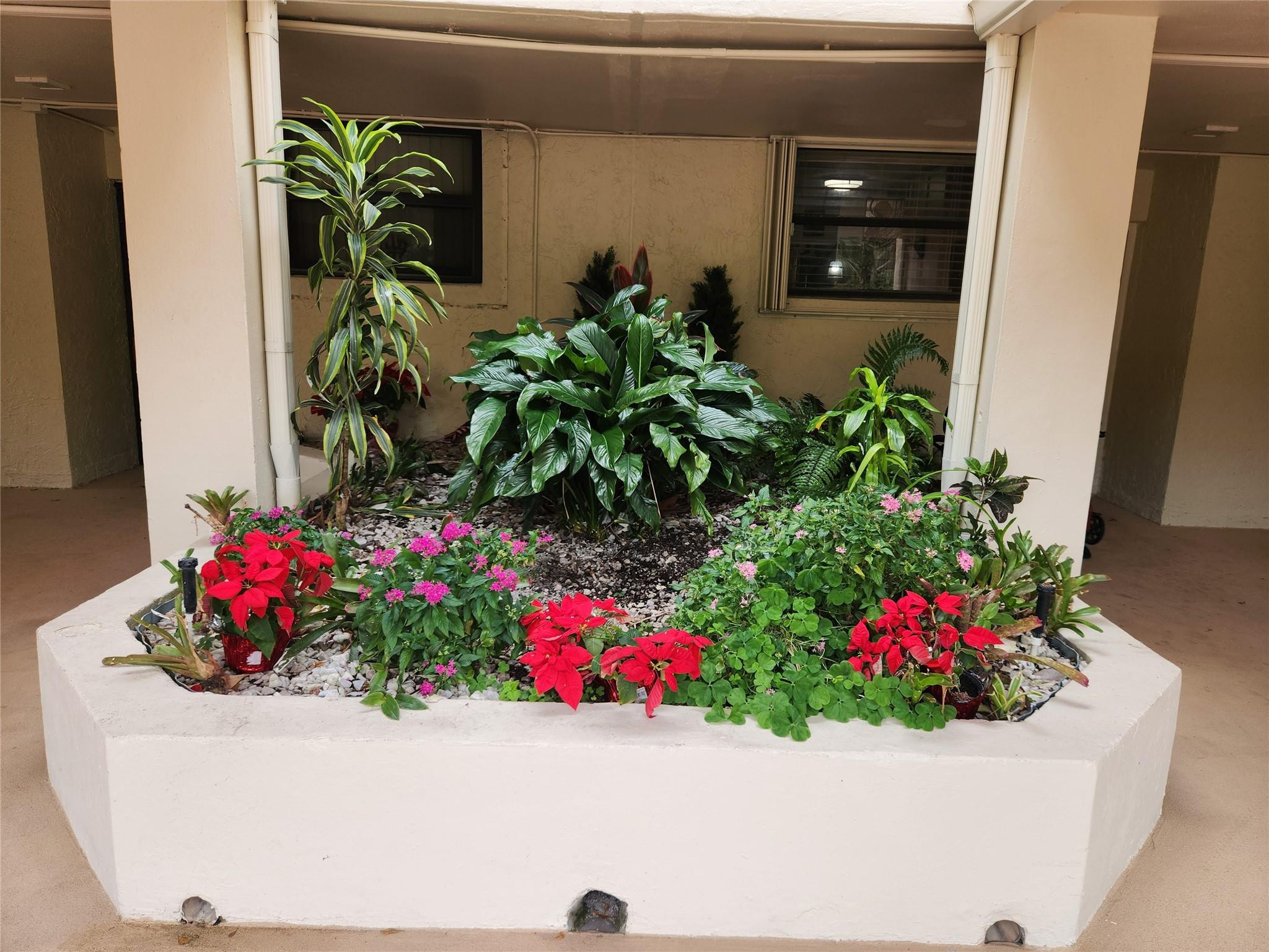 Lake Emerald - Residential