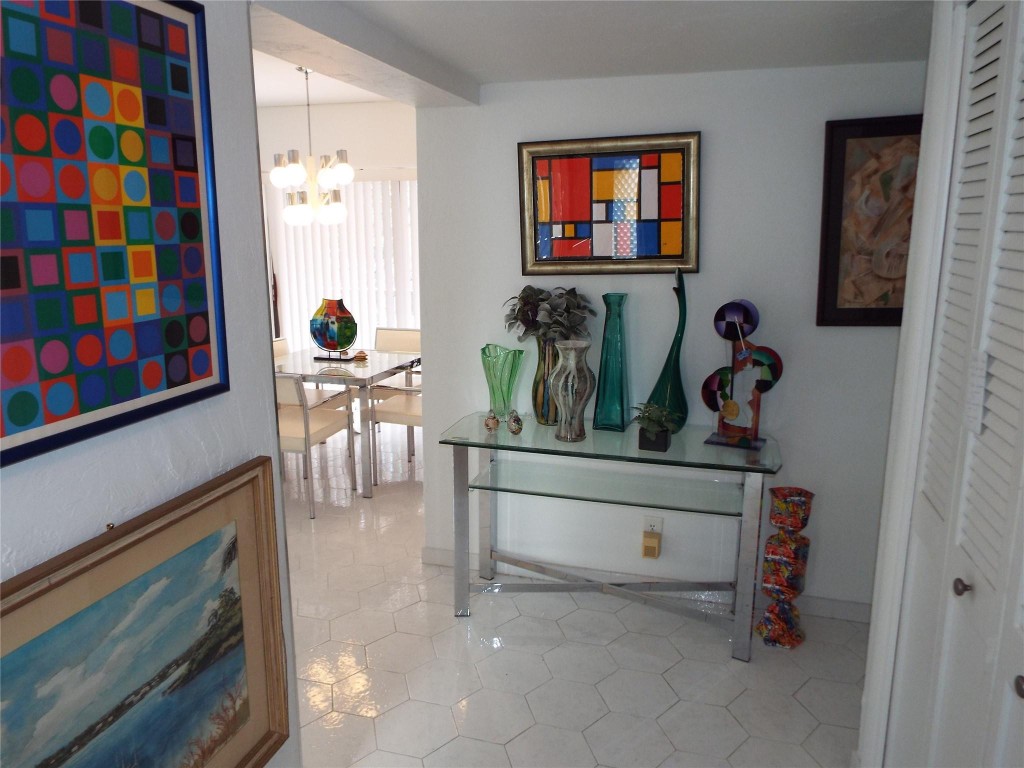 THE FALLS OF INVERRARY - Residential