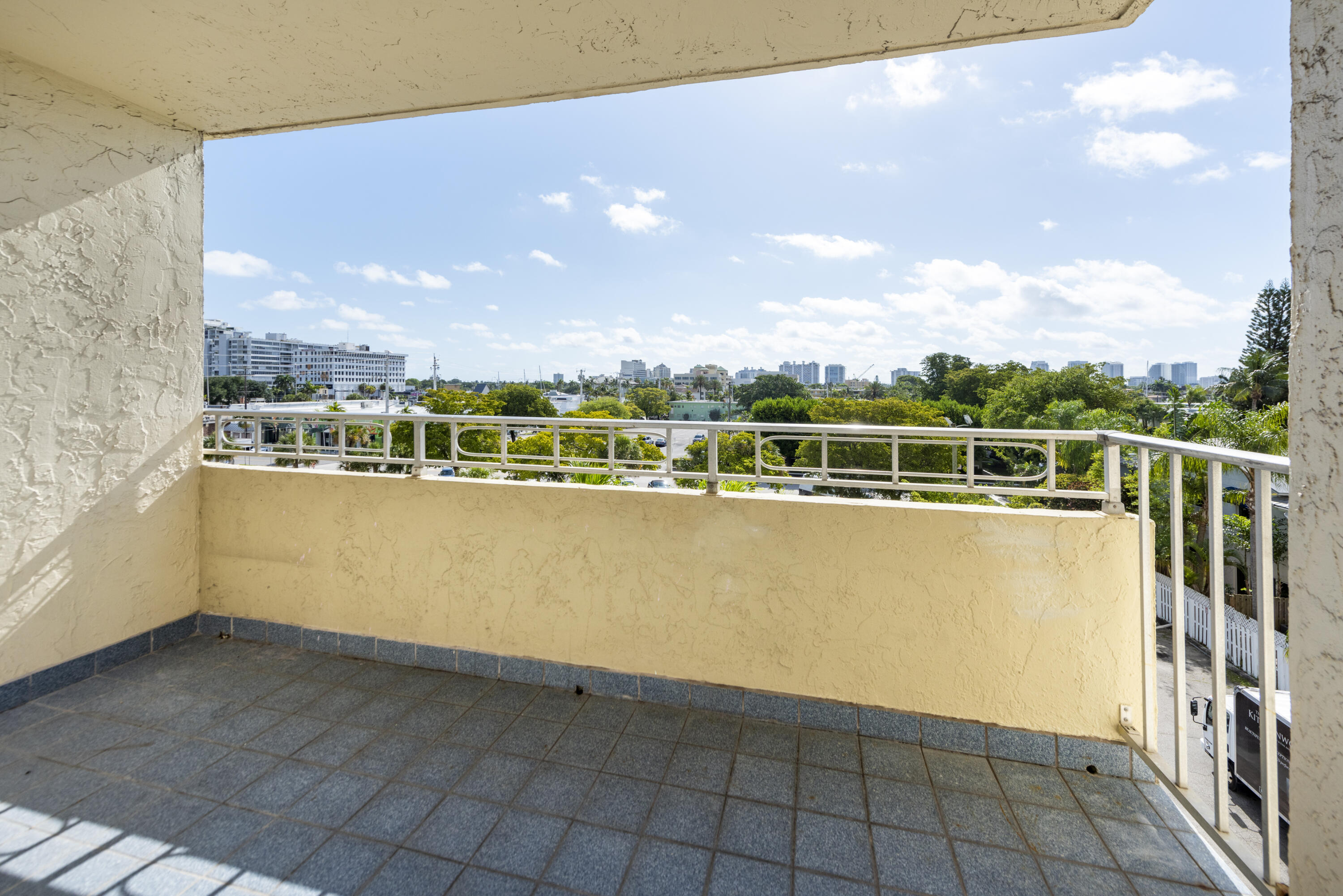 VICTORIA PARK TOWER CONDO - Residential