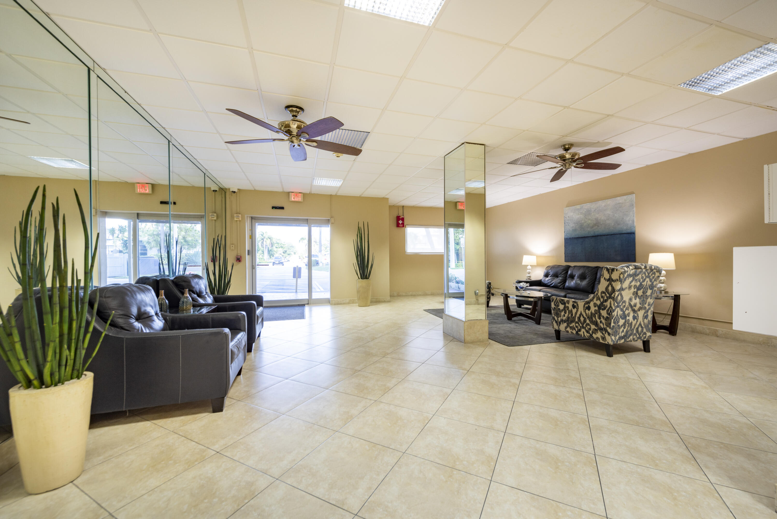 VICTORIA PARK TOWER CONDO - Residential