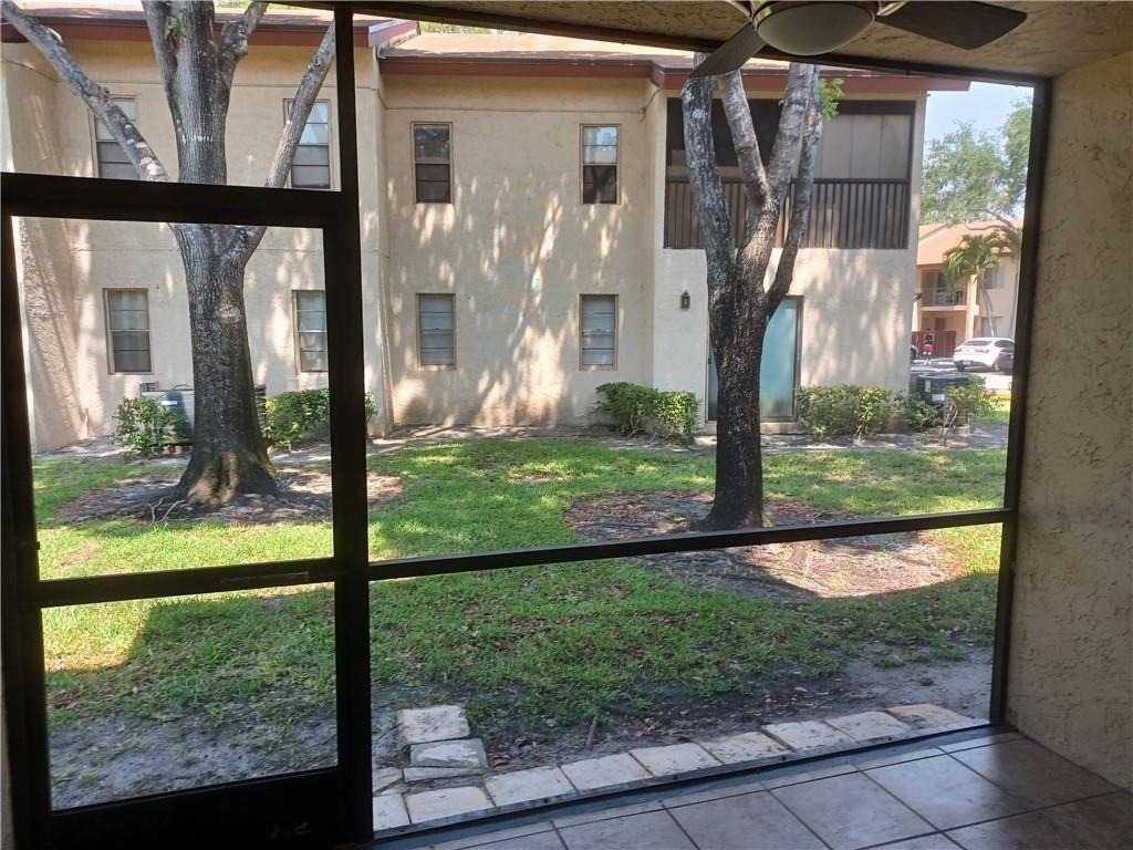 Royale Gardens Condo - Residential Lease