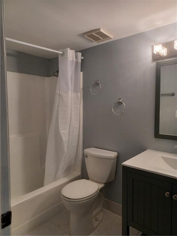 Royale Gardens Condo - Residential Lease