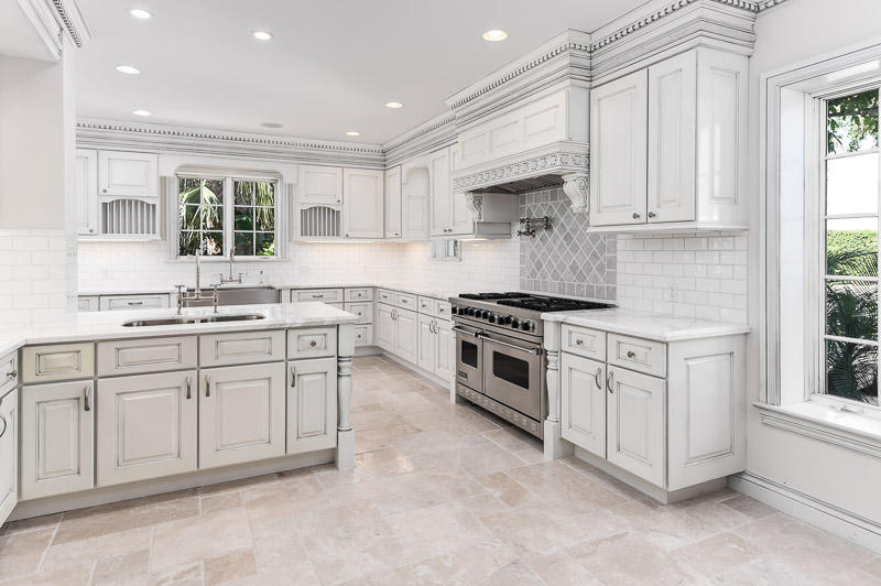 VIA VIZCAYA - Residential