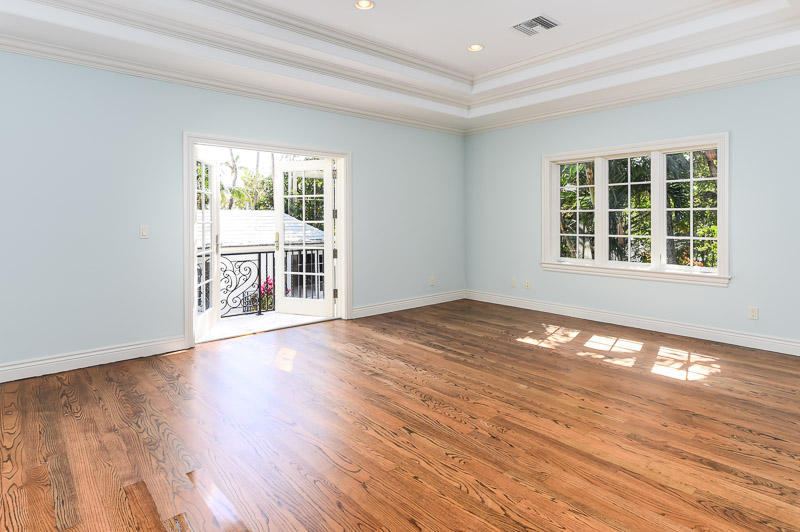 VIA VIZCAYA - Residential