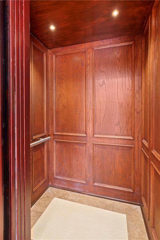 Seven Isles - Residential