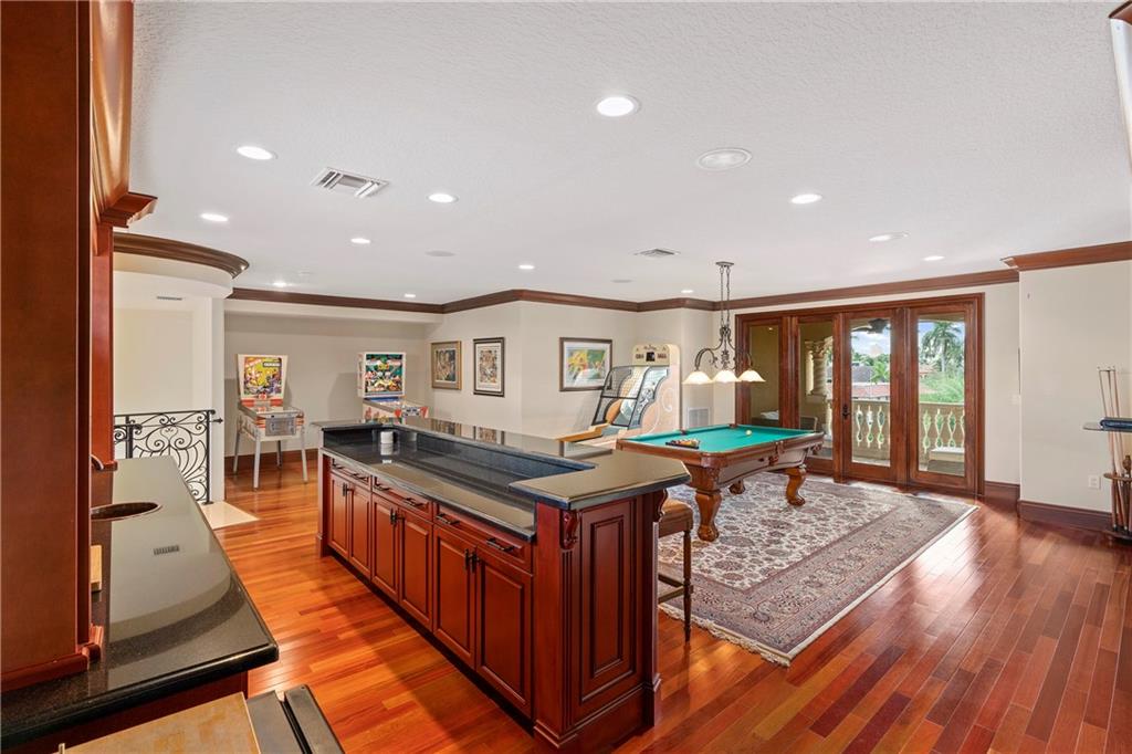 Seven Isles - Residential