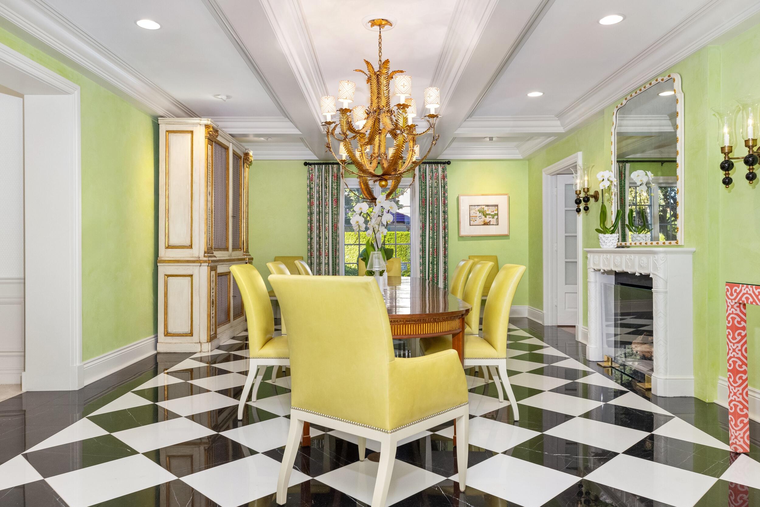 VIA VIZCAYA - Residential