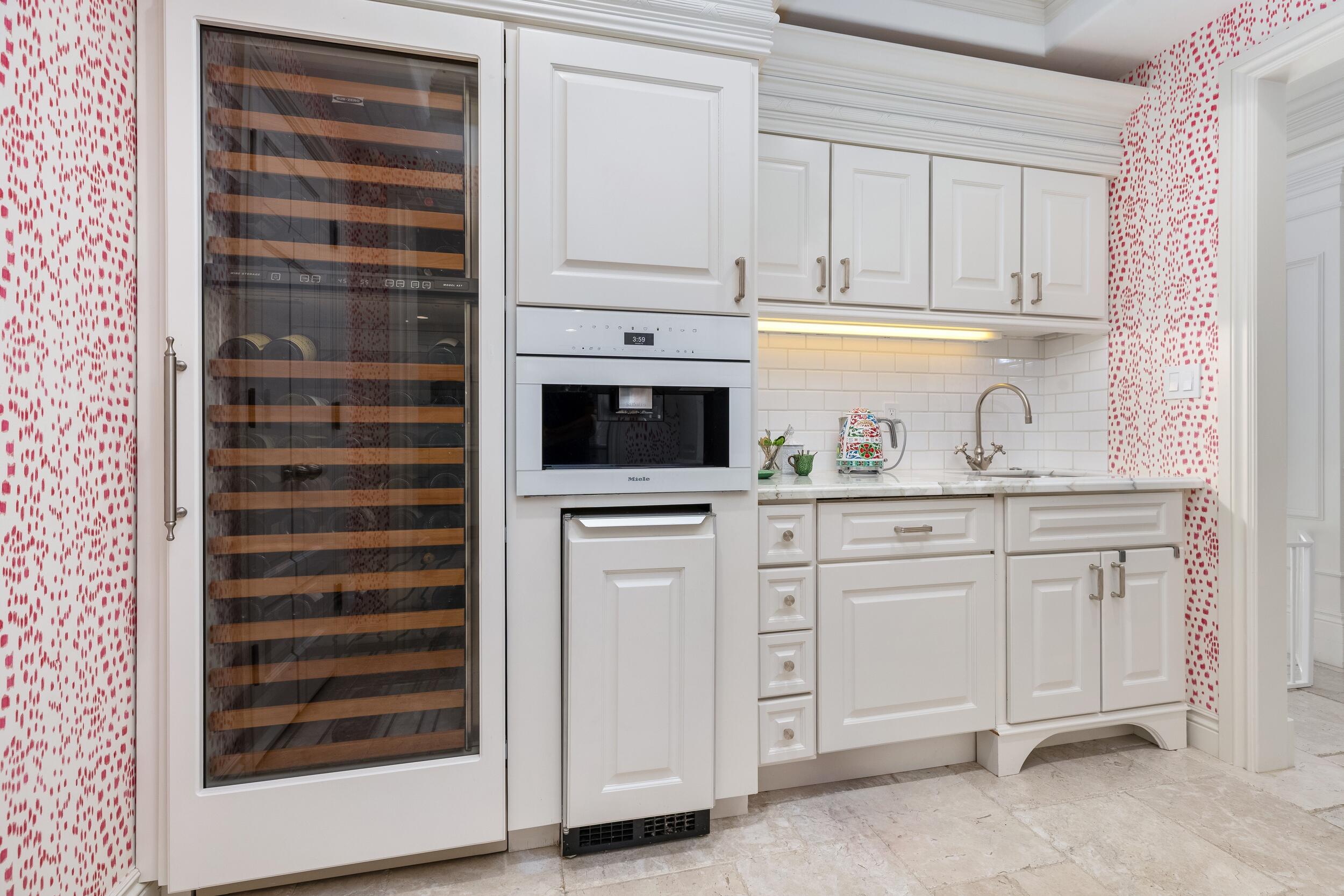 VIA VIZCAYA - Residential