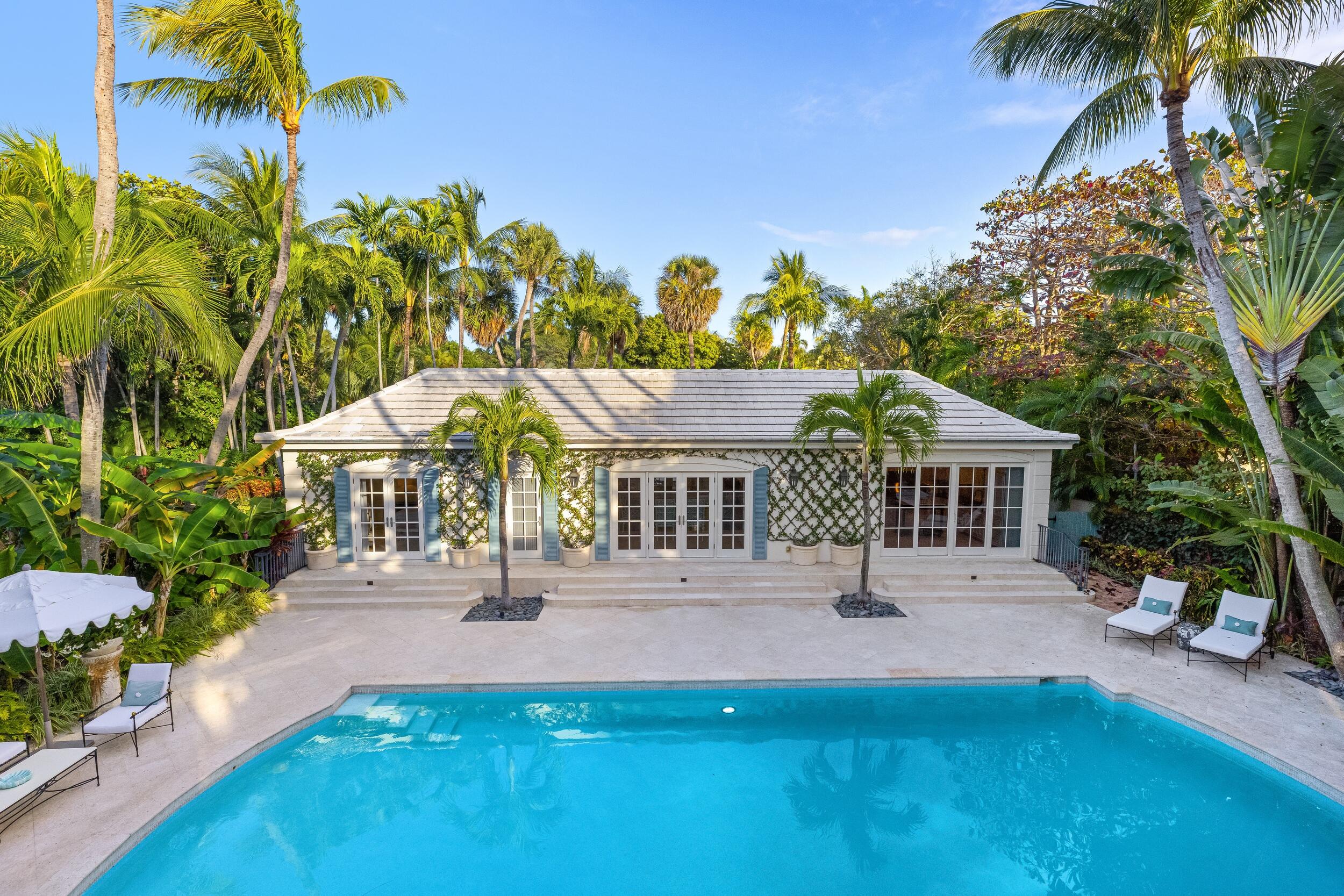 VIA VIZCAYA - Residential