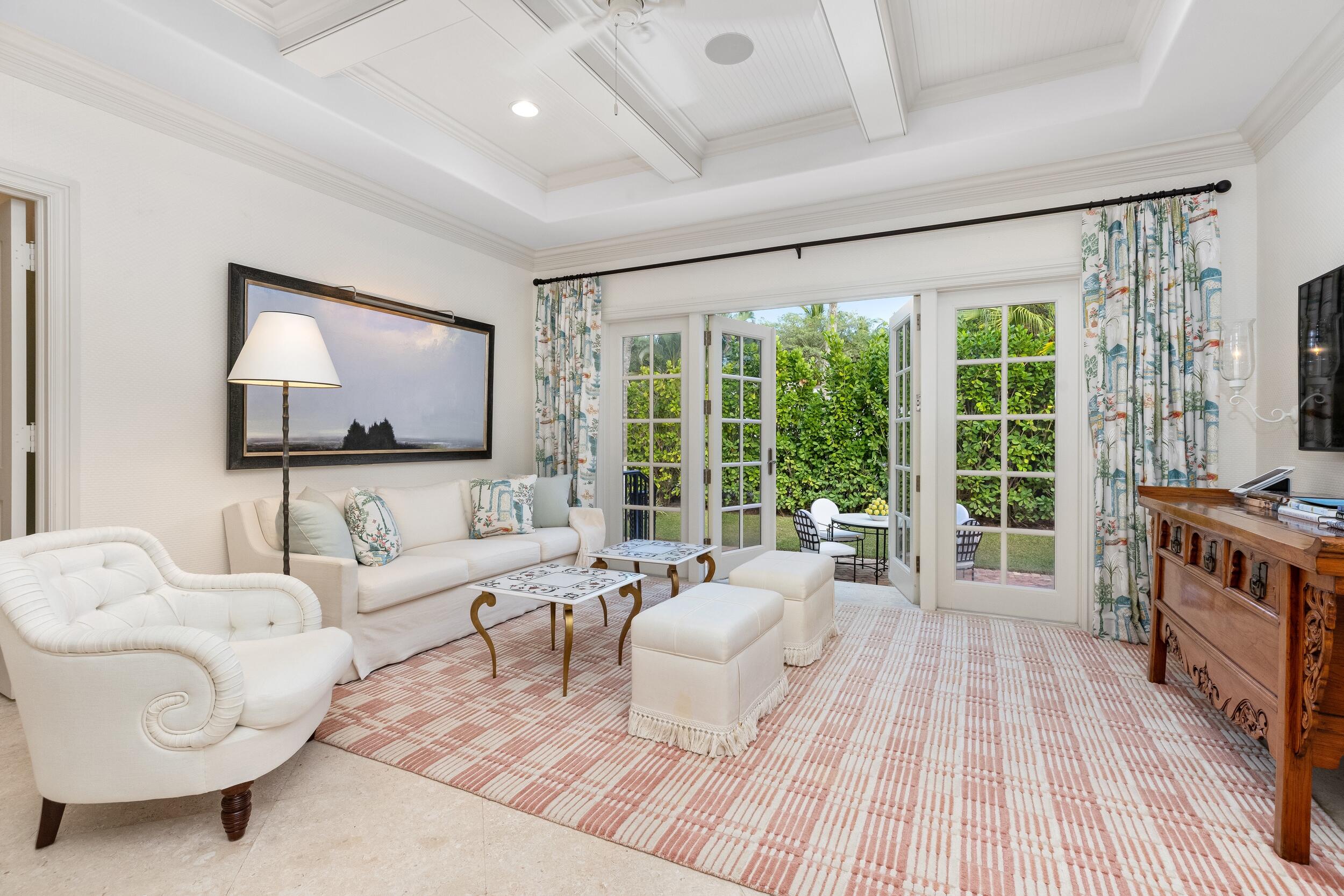 VIA VIZCAYA - Residential