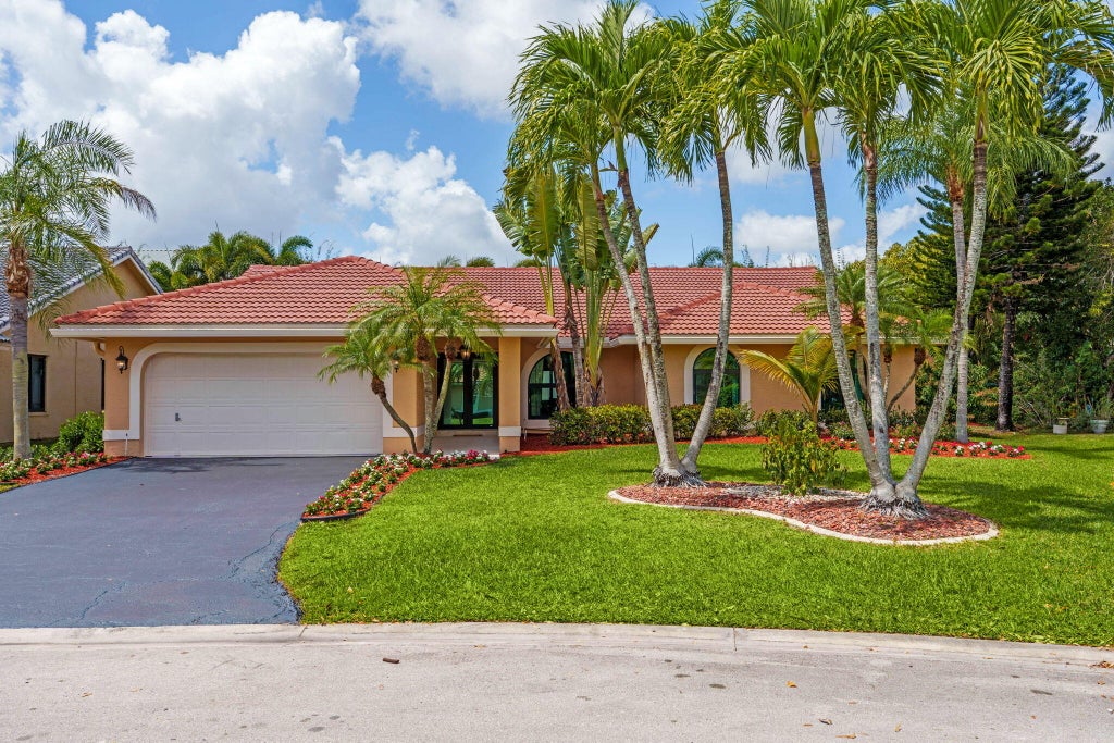 Photo of 5260 NW 98th Lane, Coral Springs, FL 33076 (MLS # B26007716)