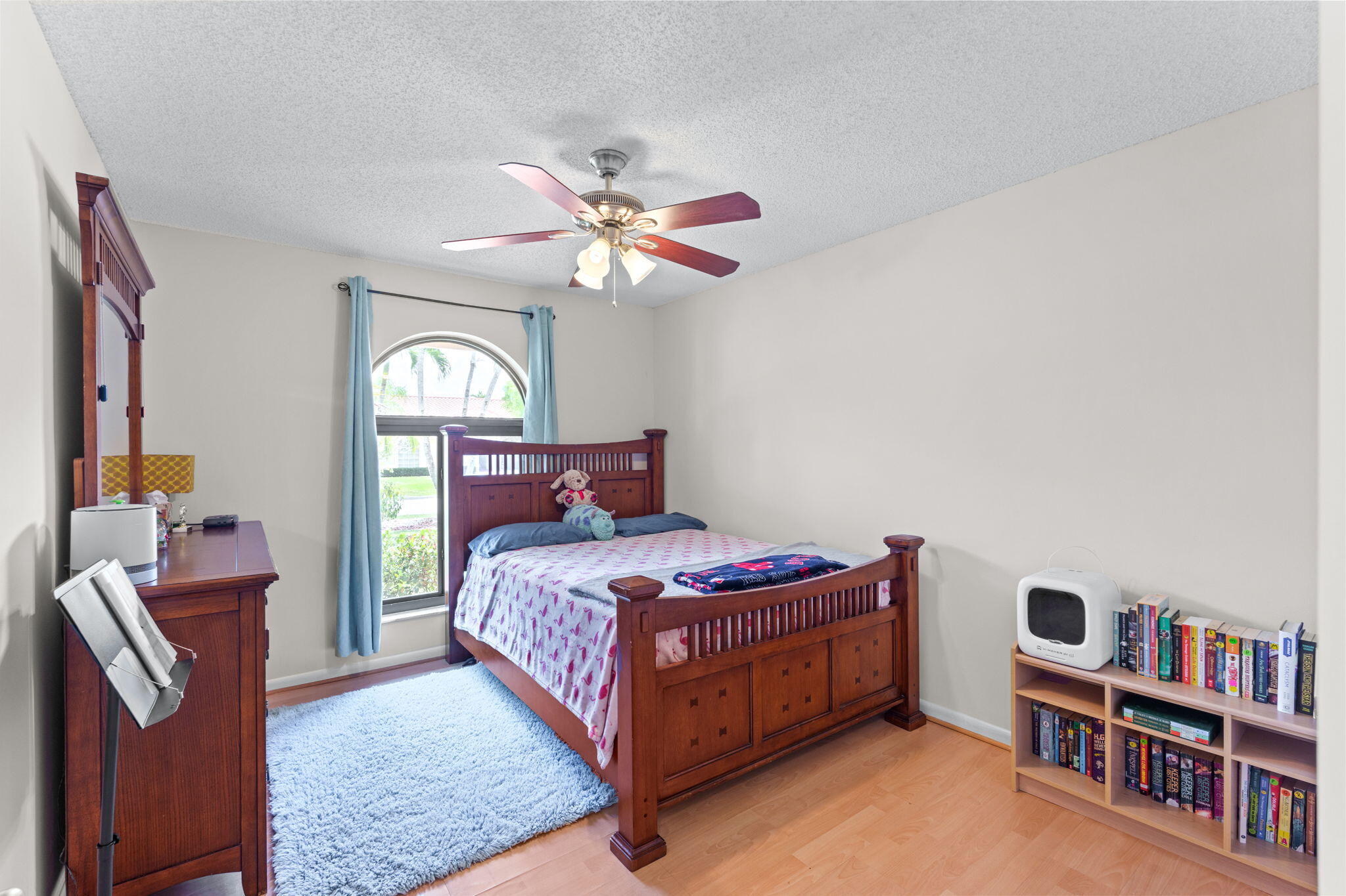 SPRINGS POINTE - Residential