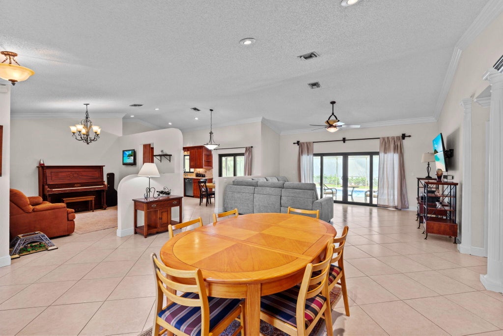 Photo of 5260 NW 98th Lane, Coral Springs, FL 33076 (MLS # B26007716)