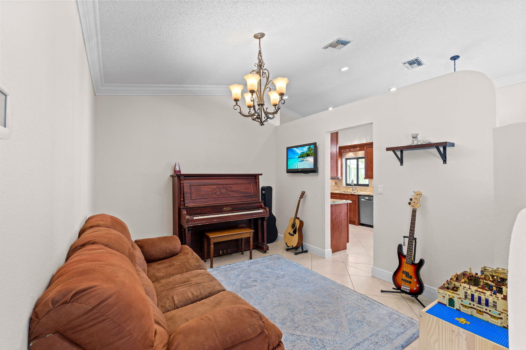 SPRINGS POINTE - Residential