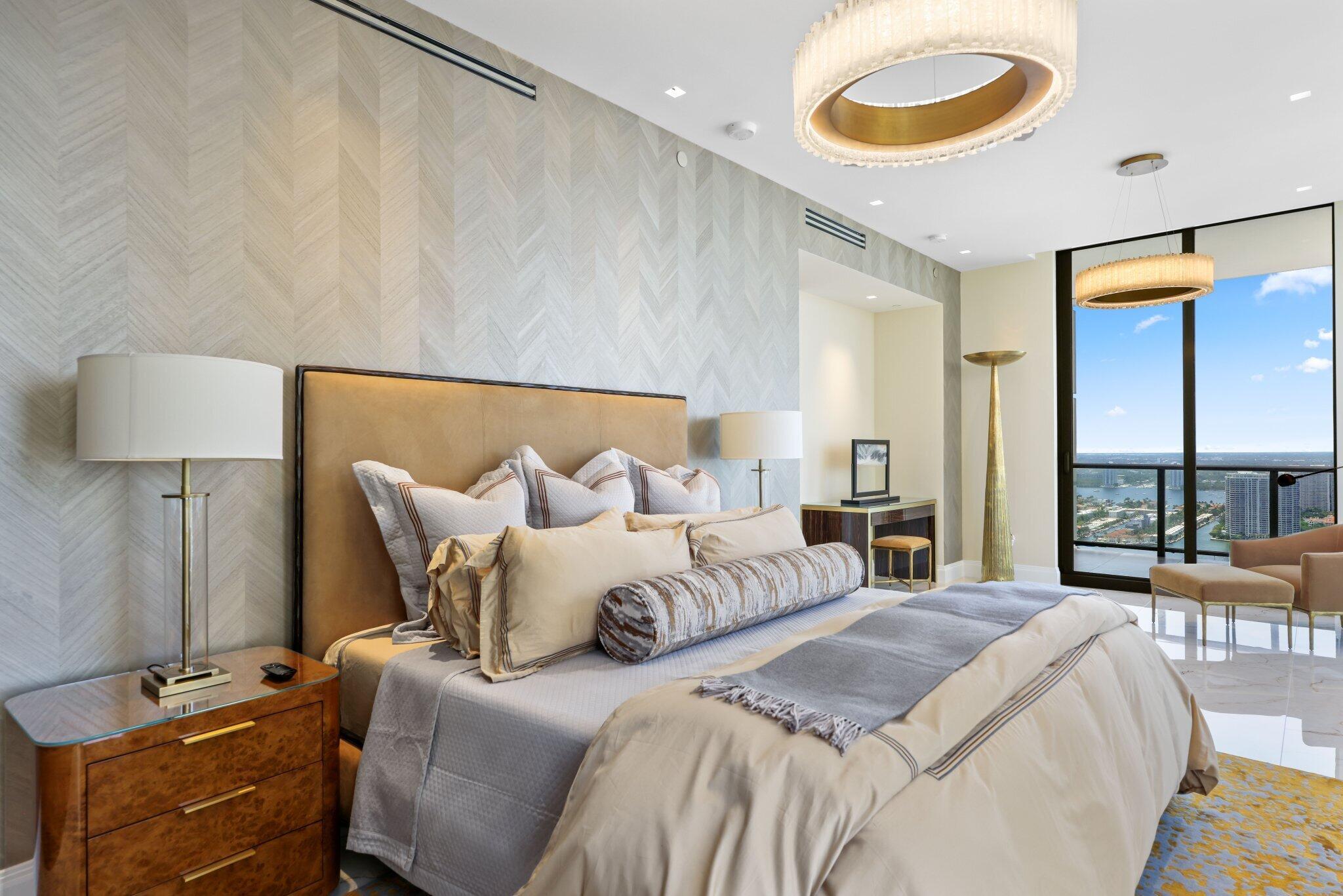 Mansions at Acqualina - Residential