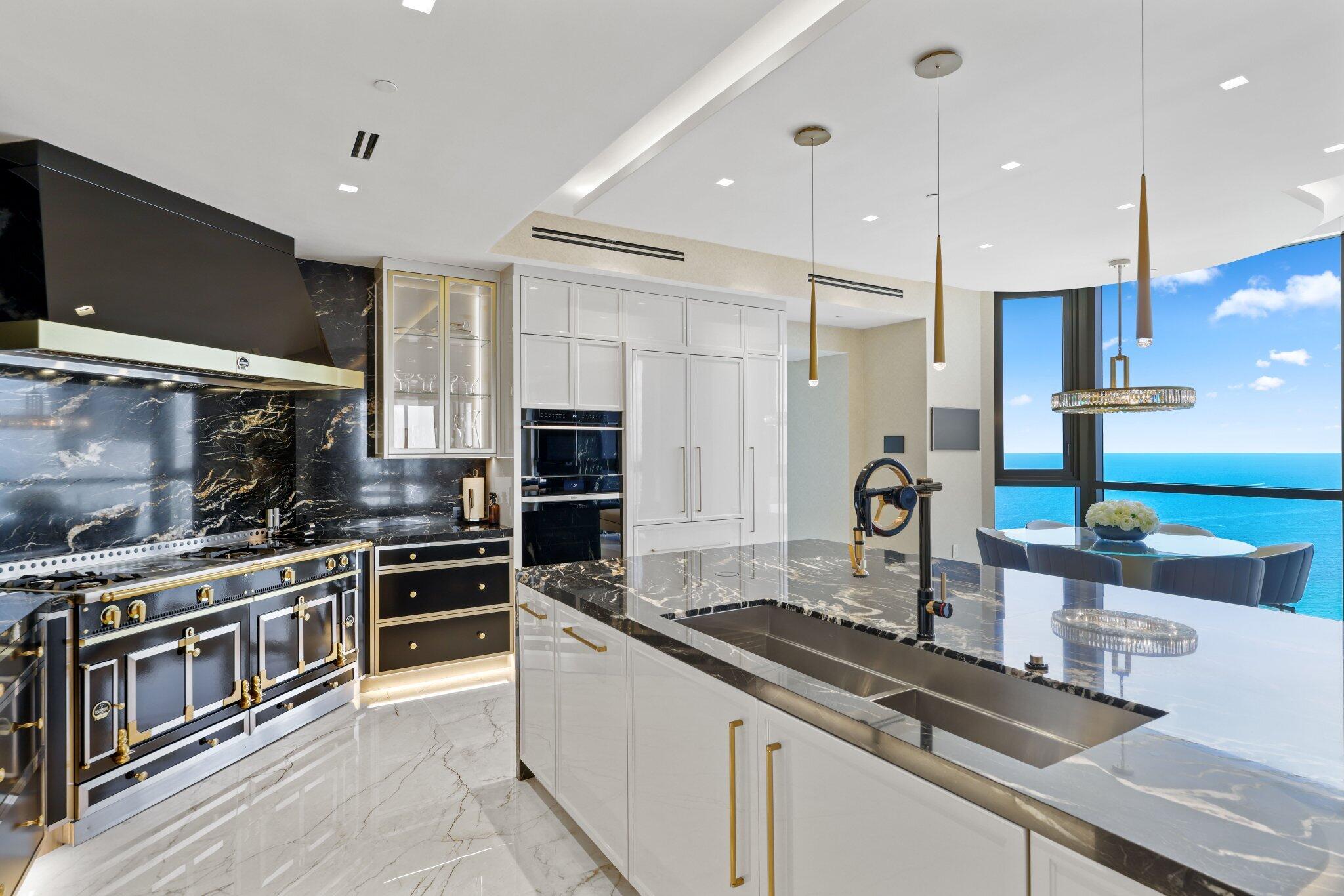 Mansions at Acqualina - Residential