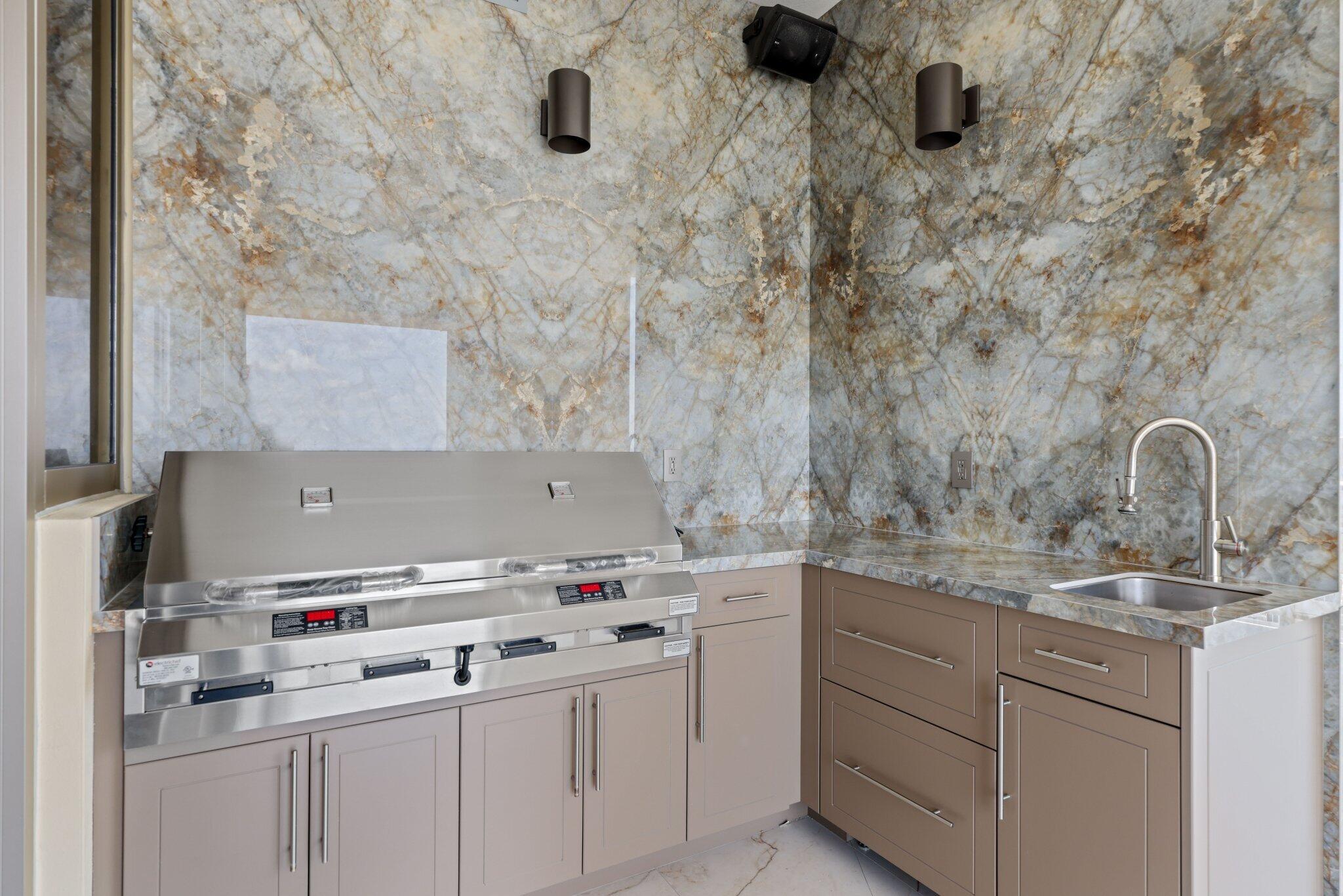 Mansions at Acqualina - Residential