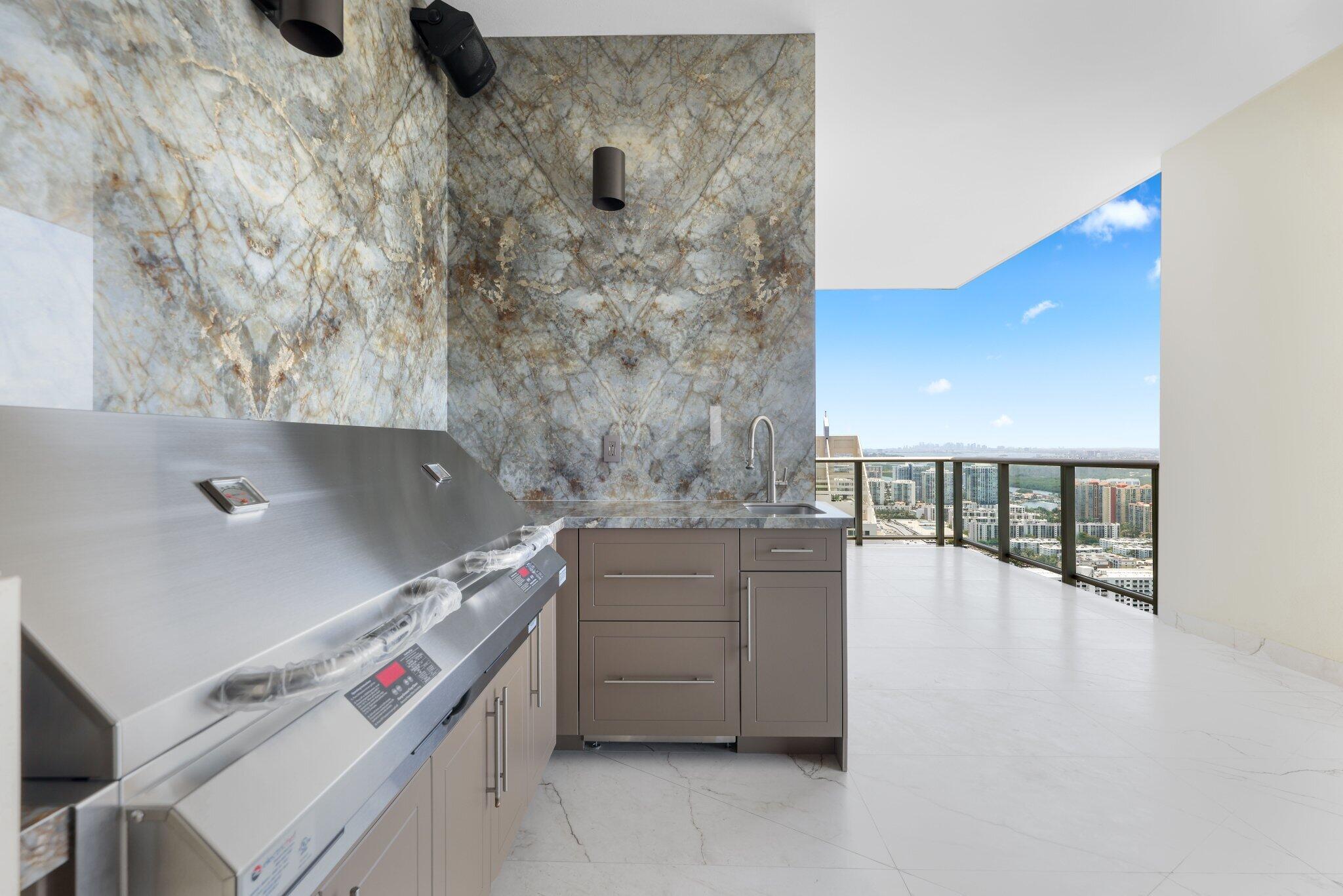 Mansions at Acqualina - Residential