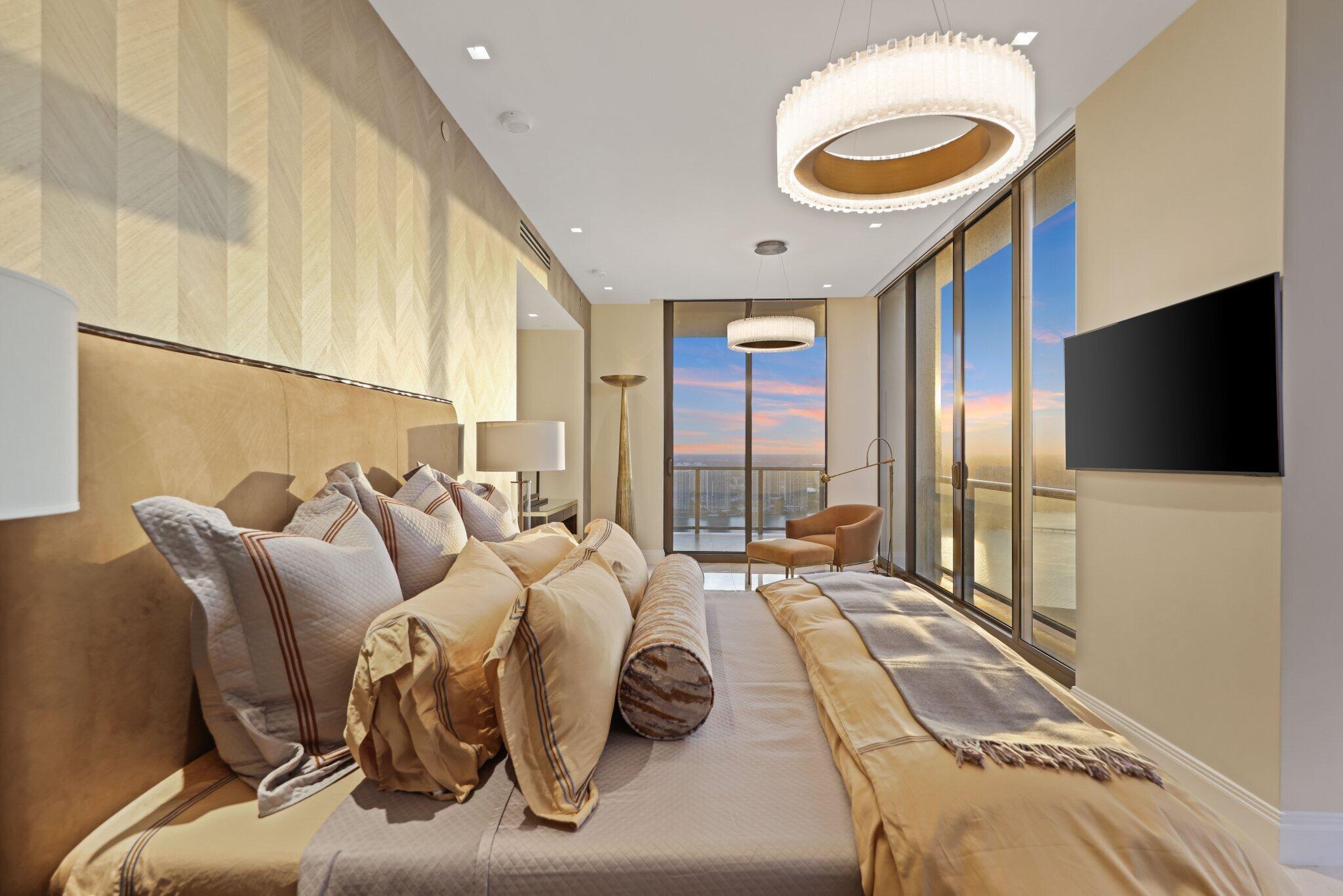 Mansions at Acqualina - Residential